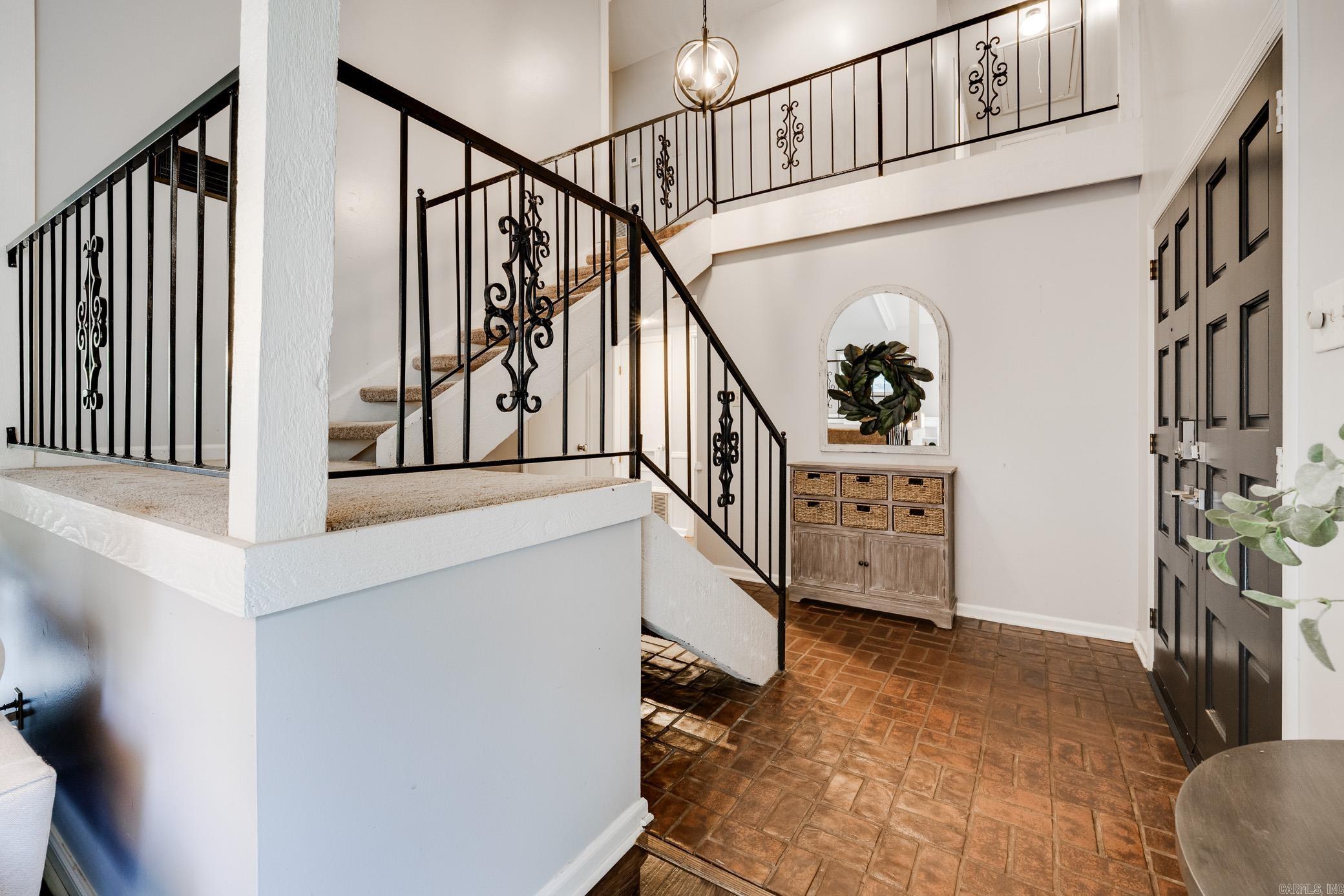 OAKBROOKE - Residential