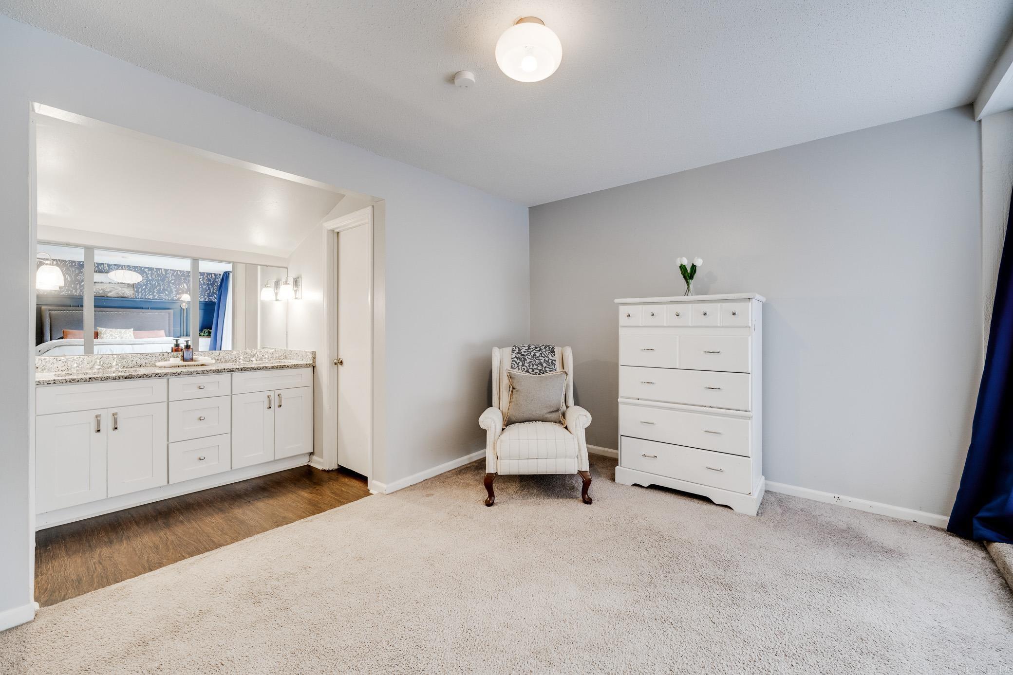 OAKBROOKE - Residential