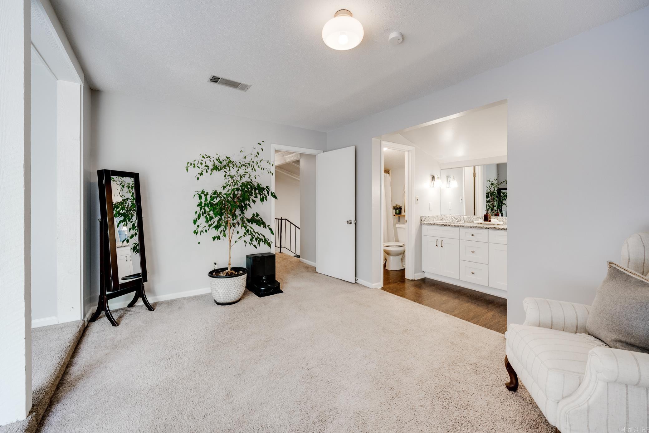 OAKBROOKE - Residential