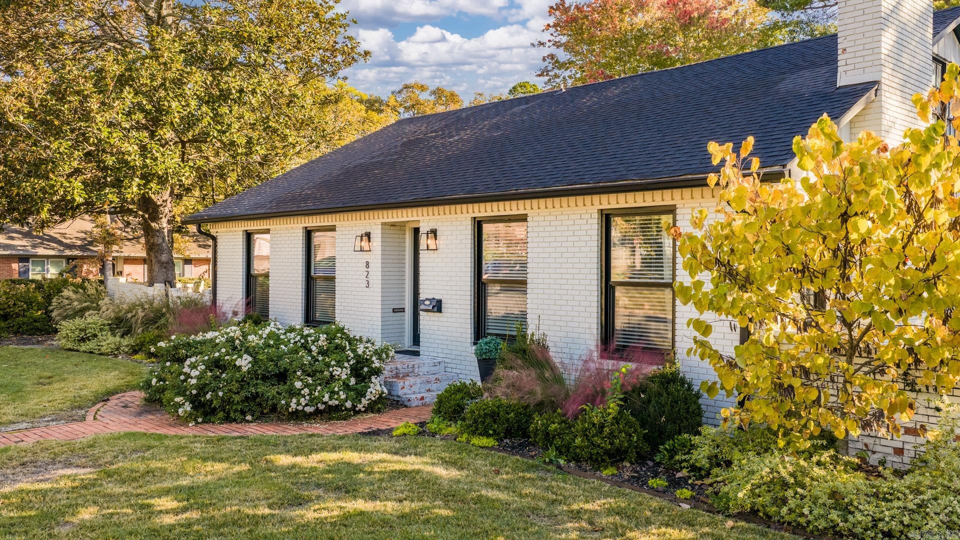 RIDGECREST MANOR - Residential