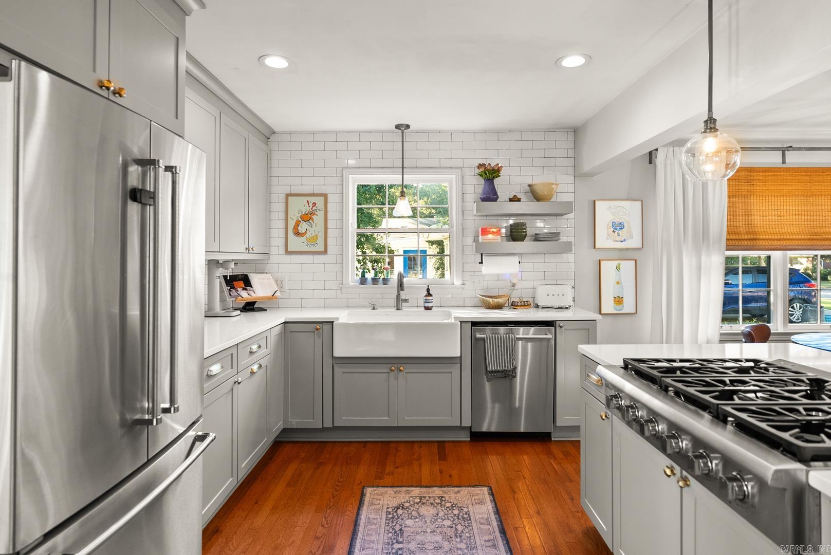 RIDGECREST MANOR - Residential