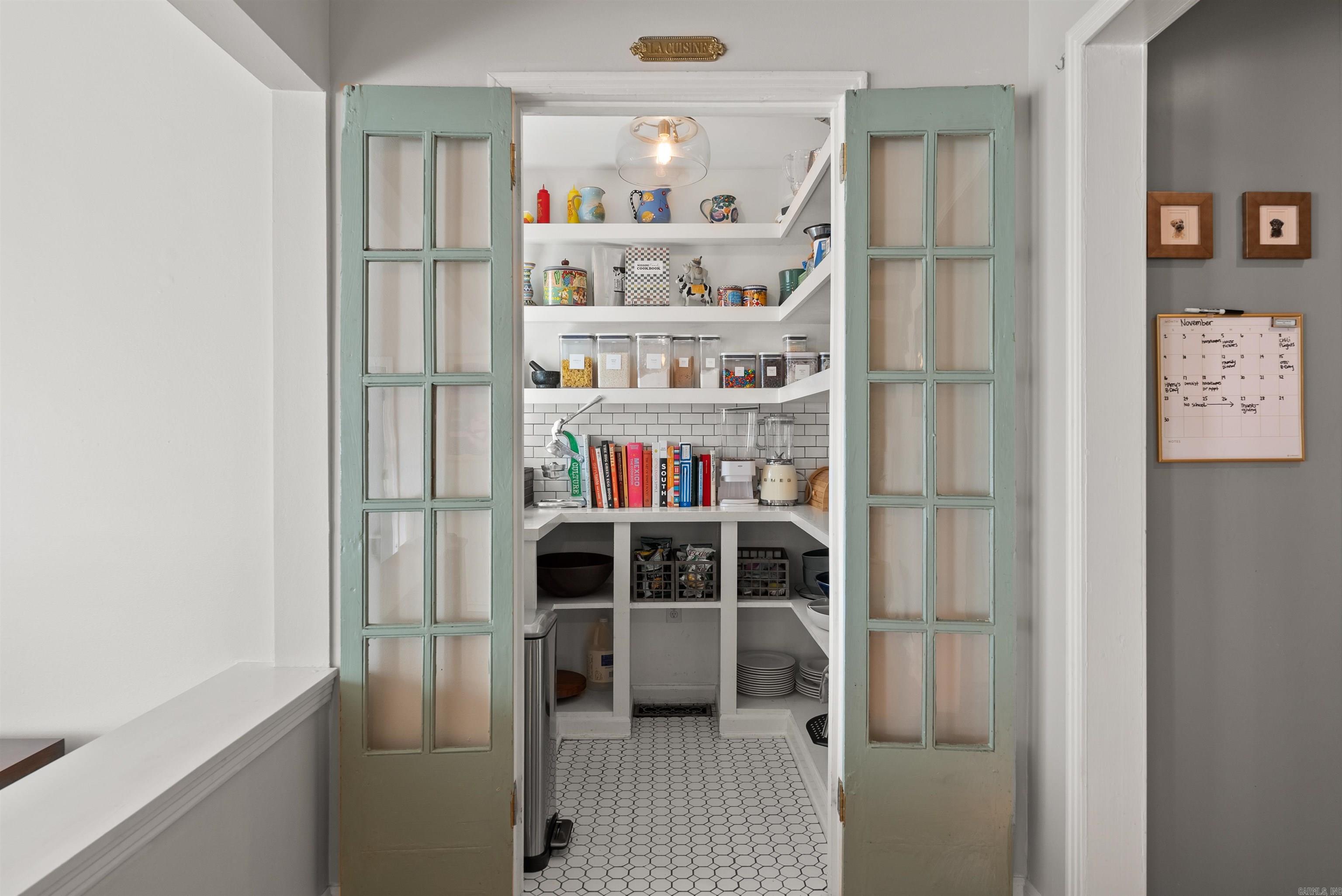 RIDGECREST MANOR - Residential