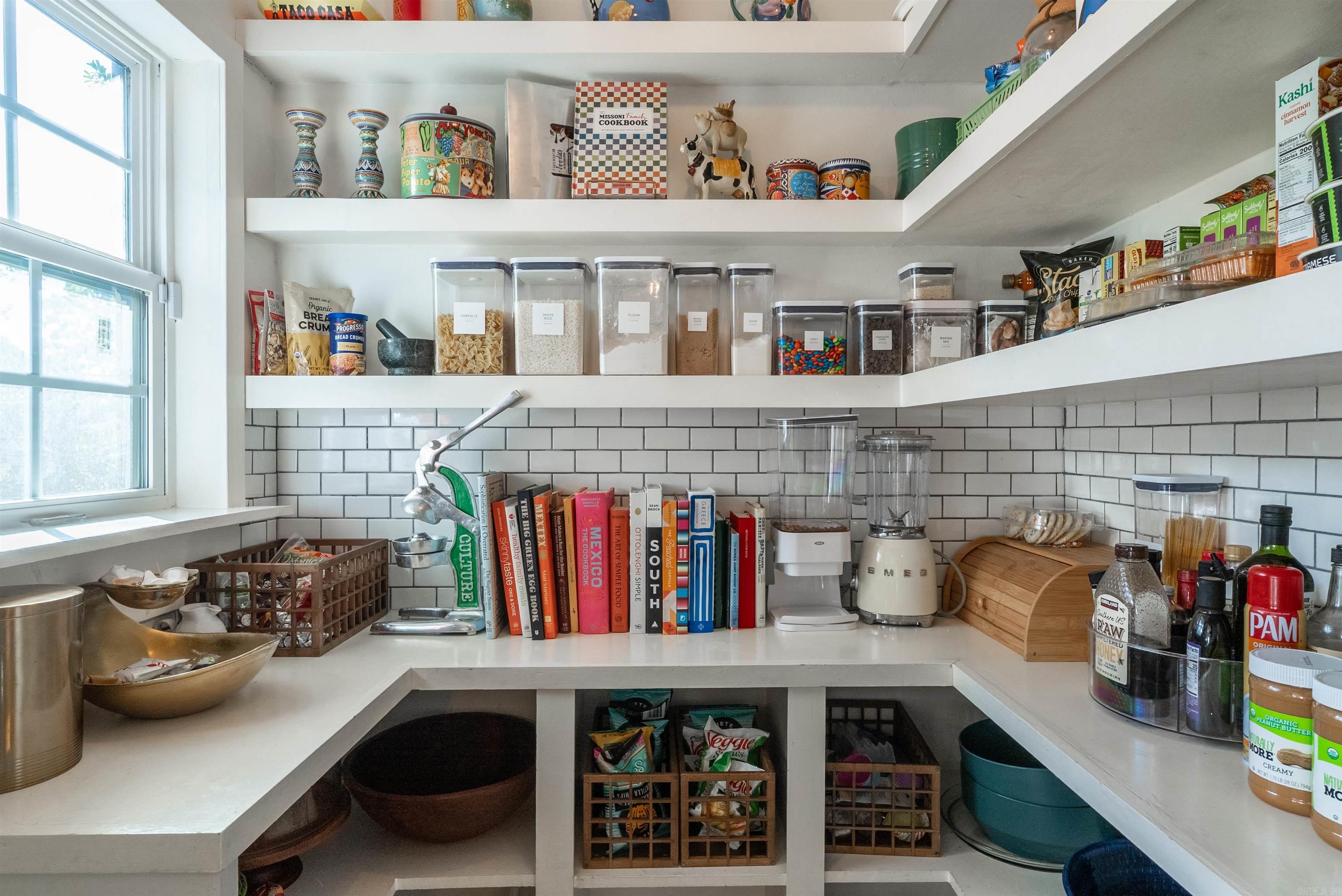 RIDGECREST MANOR - Residential