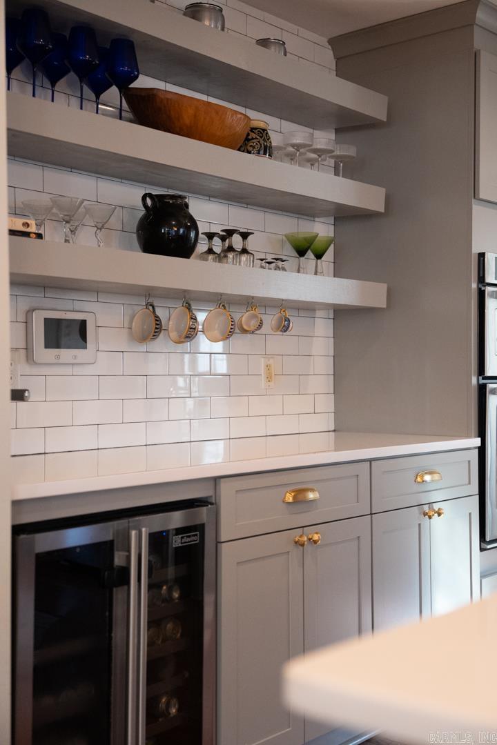 RIDGECREST MANOR - Residential