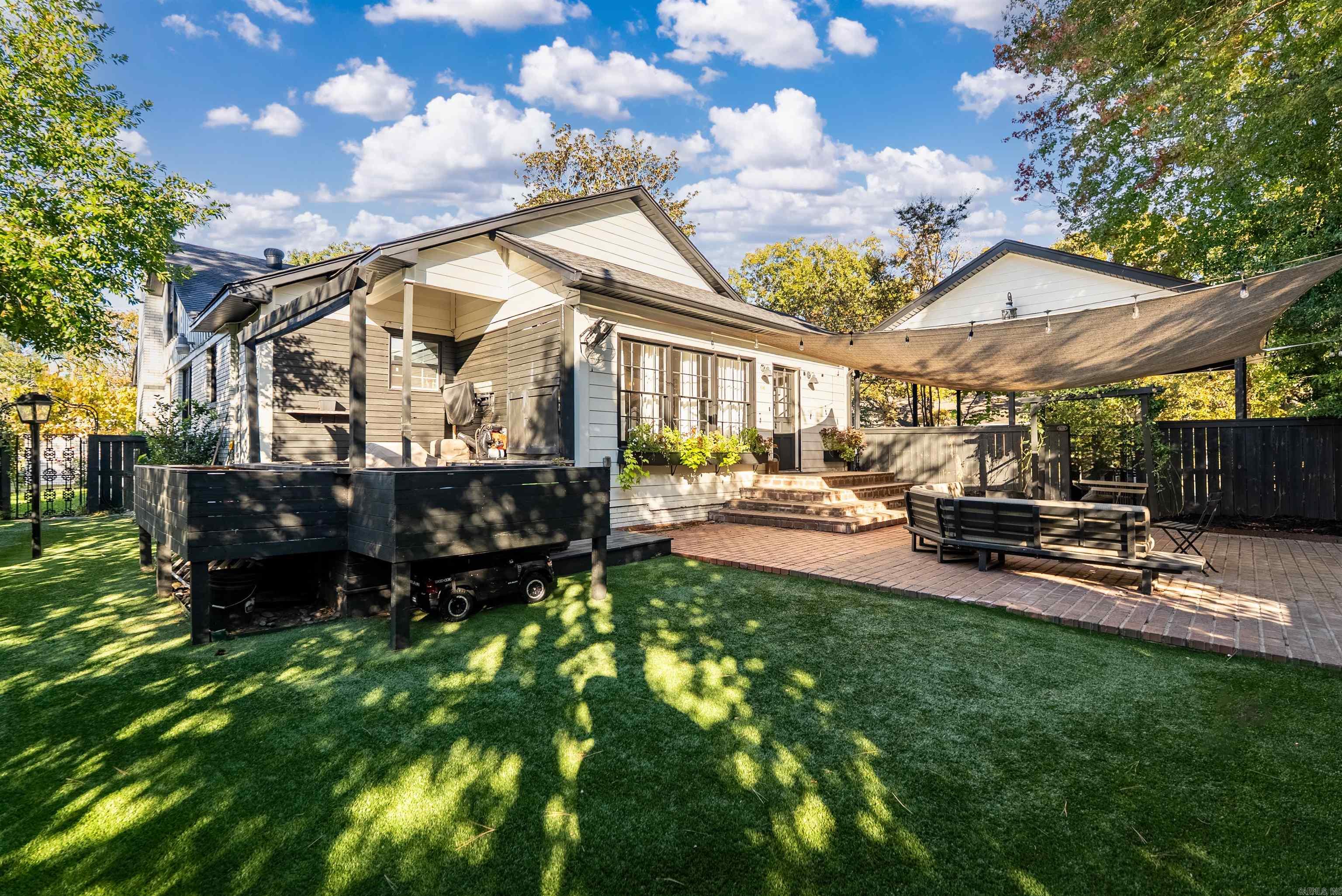 RIDGECREST MANOR - Residential