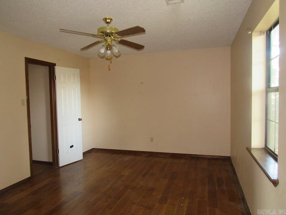 COUNTRYWOOD HPR - Residential