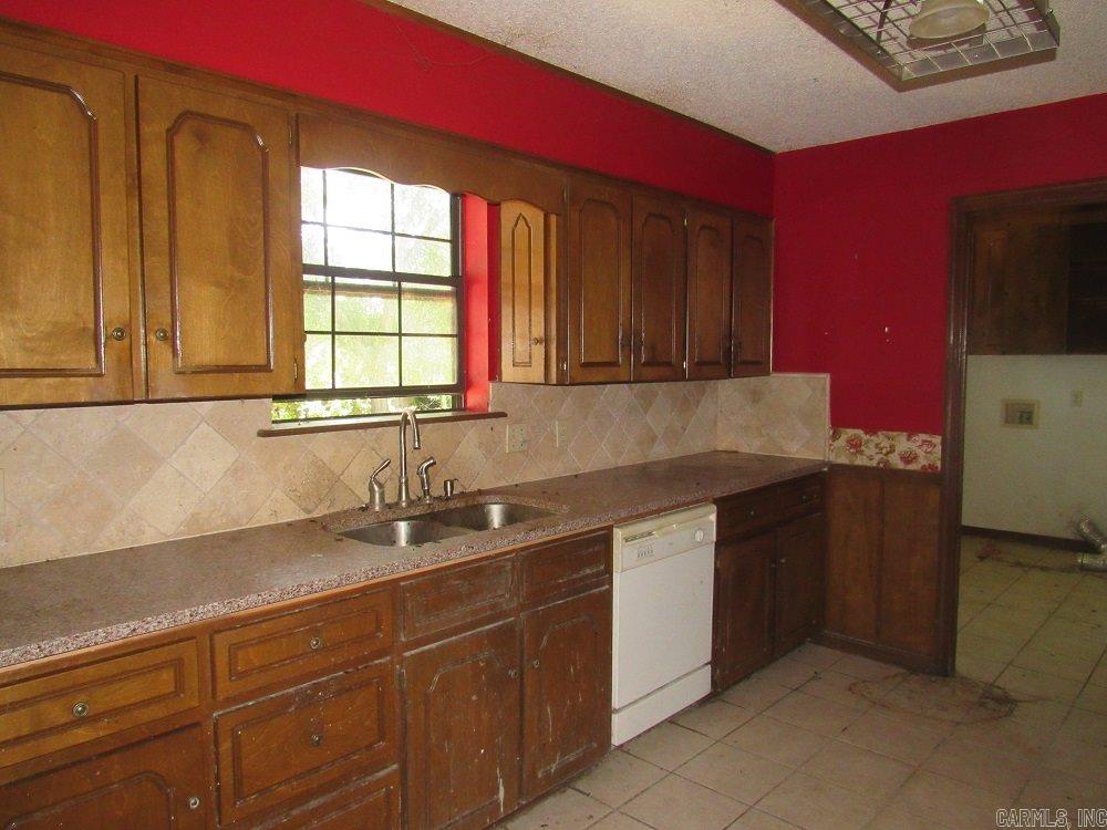 COUNTRYWOOD HPR - Residential