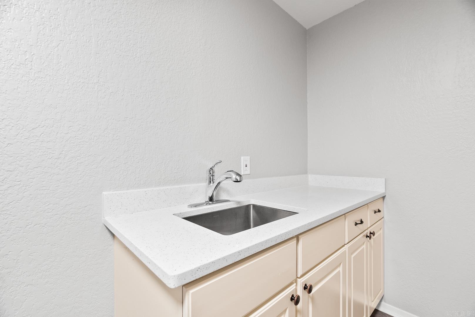 Not in Subdivision - Residential Lease