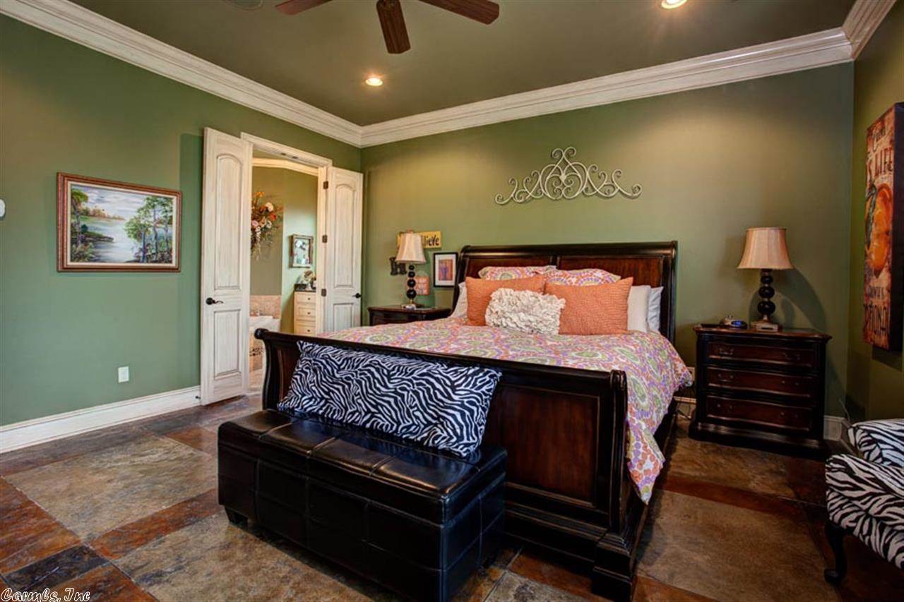 CHENAL VALLEY SEZANNE COURT - Residential