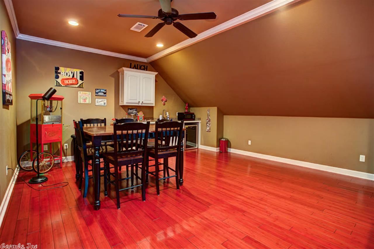 CHENAL VALLEY SEZANNE COURT - Residential