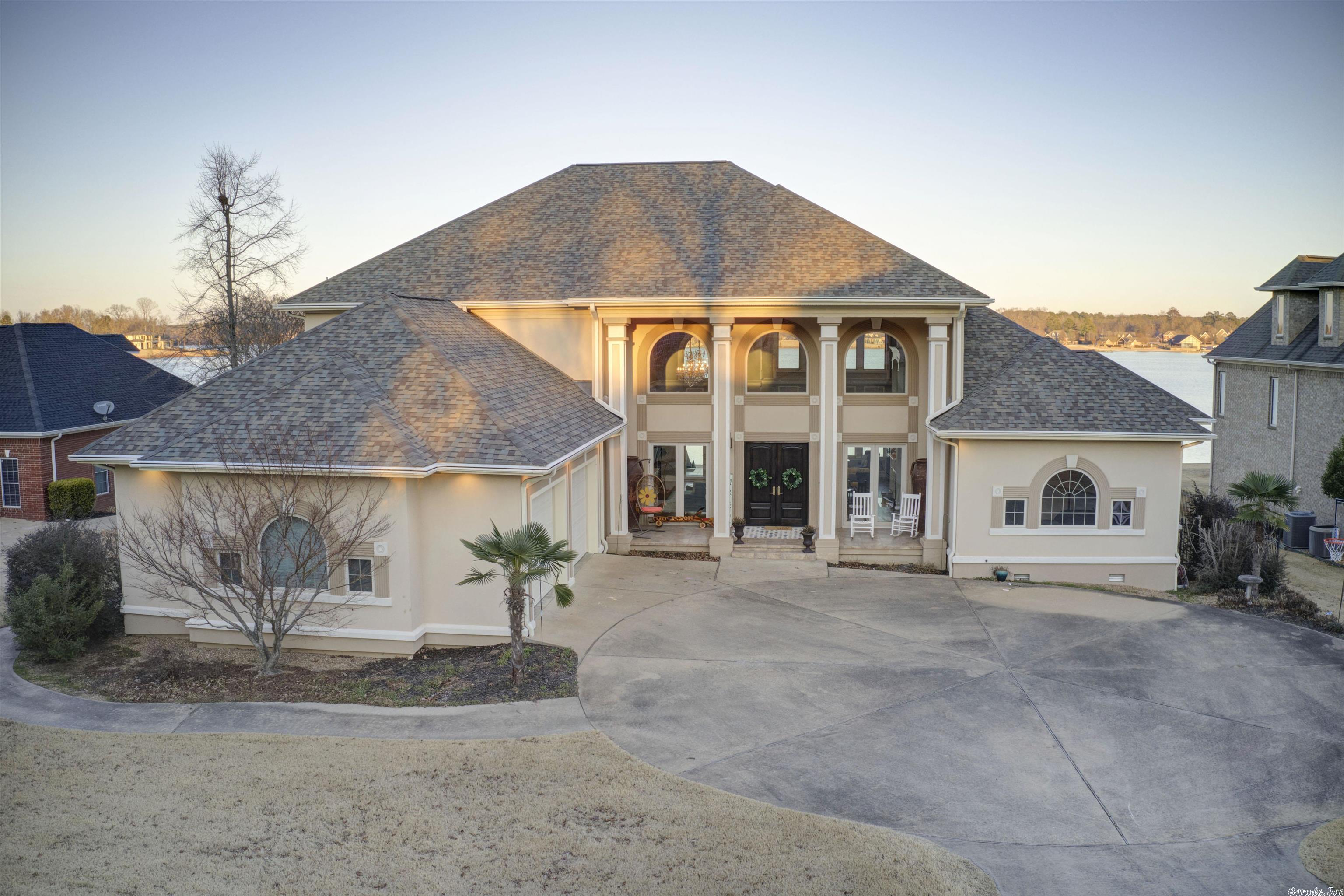 HURRICANE LAKE EST - Residential