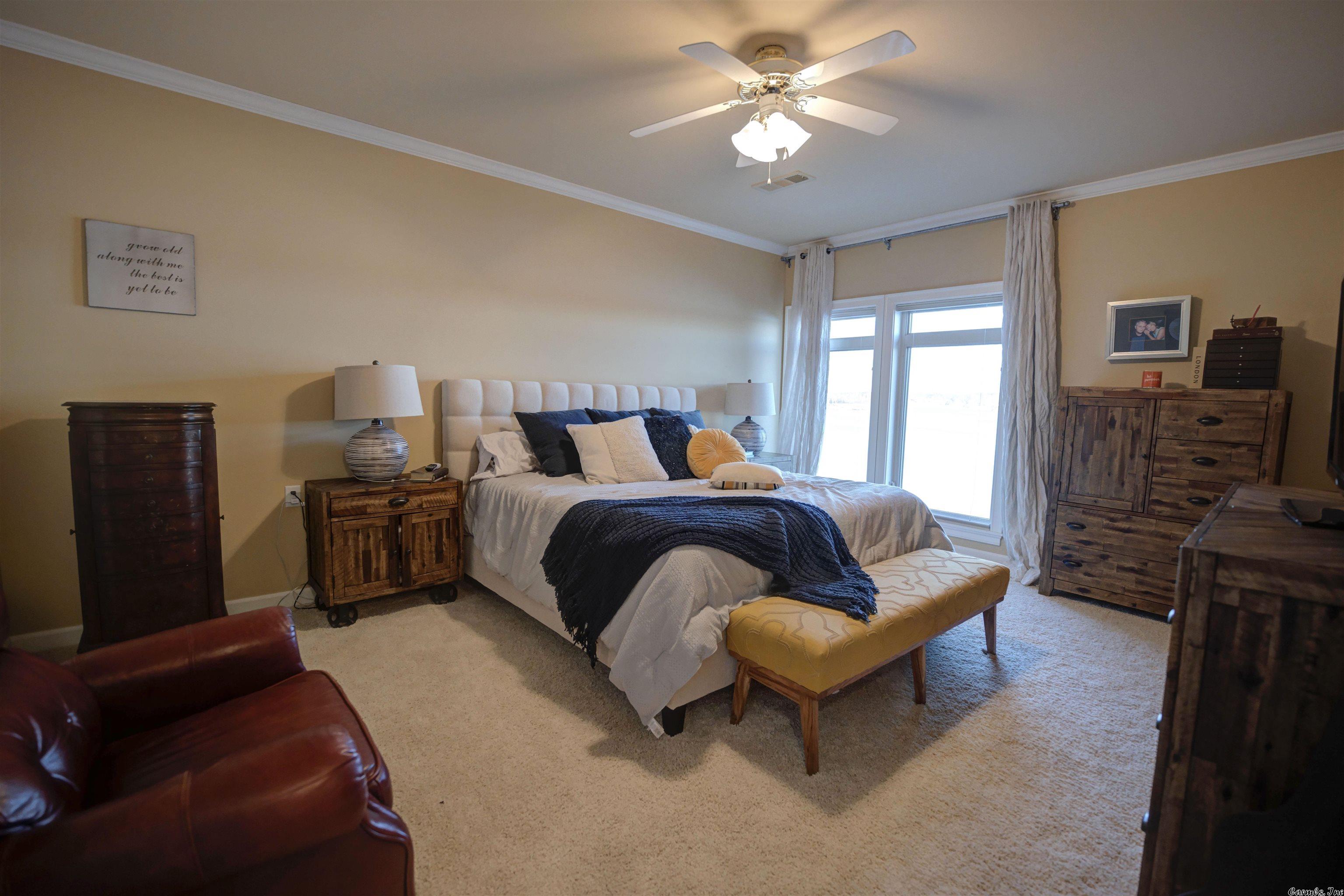 HURRICANE LAKE EST - Residential