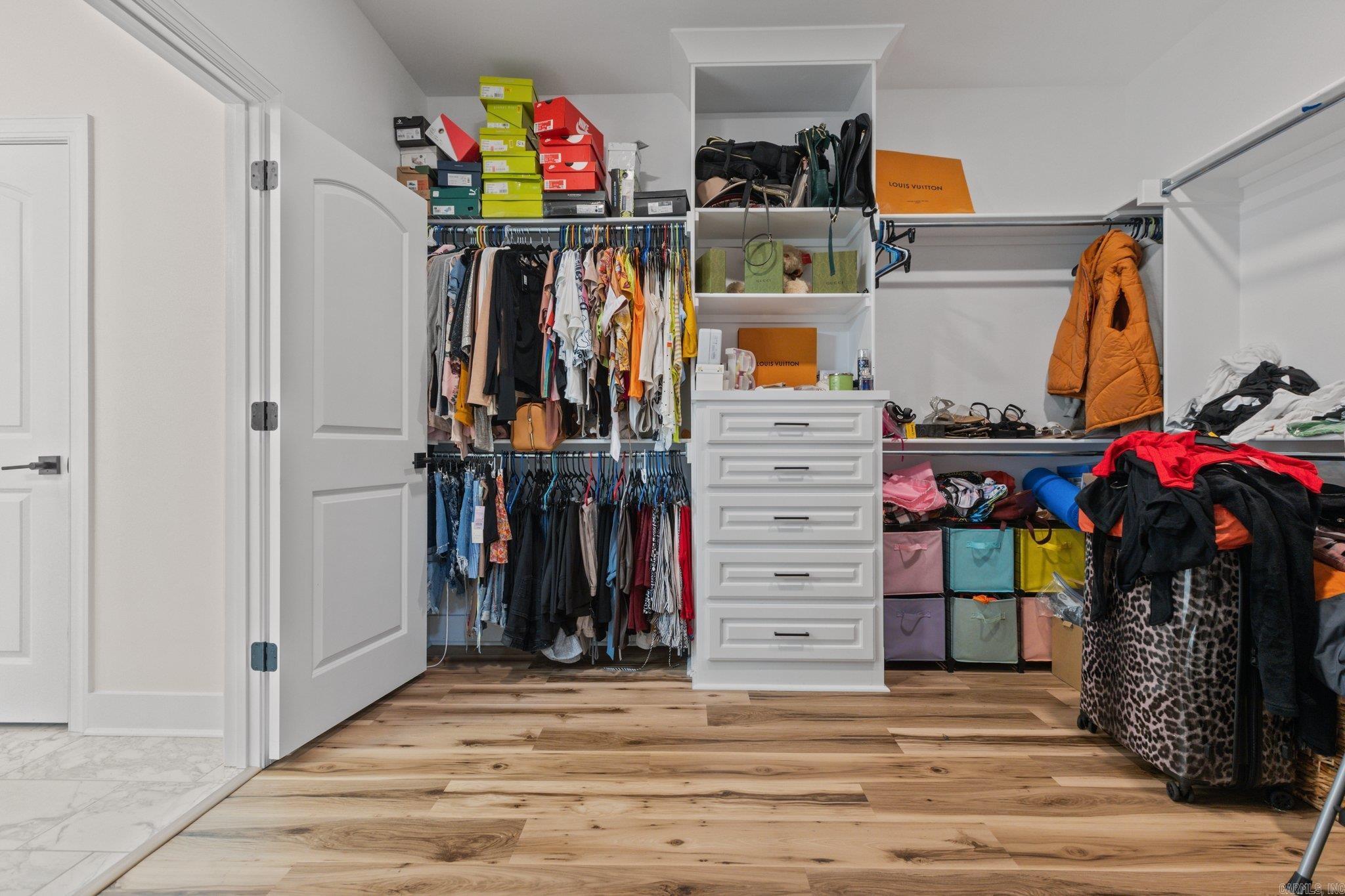 ASHLEY DOWNS - Residential