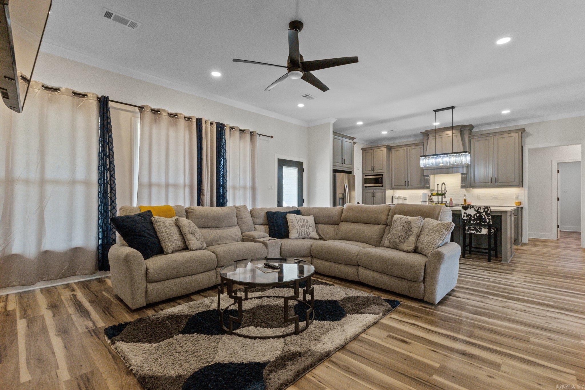 ASHLEY DOWNS - Residential