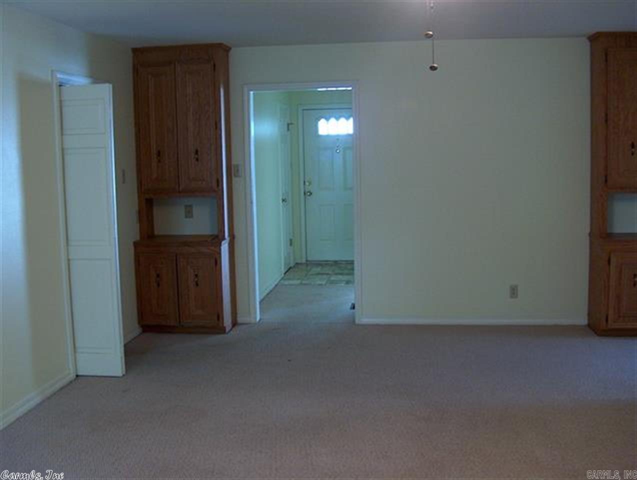 PARKWAY PLACE - Residential Lease