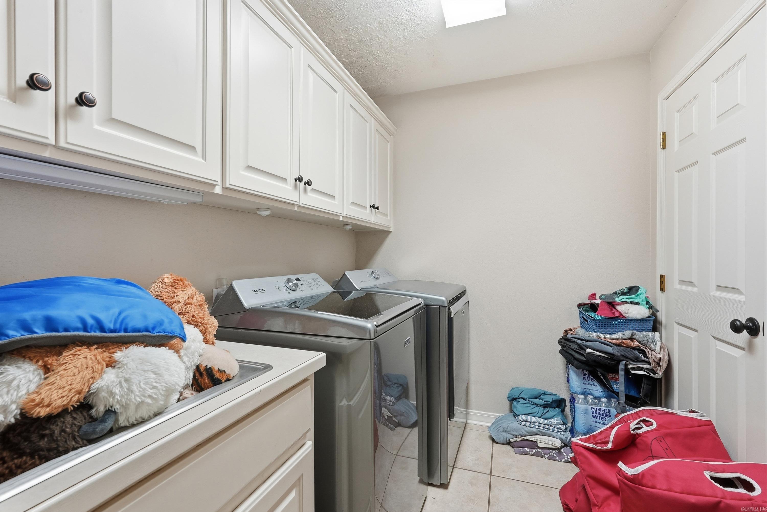 COLONY WEST ADDN - Residential