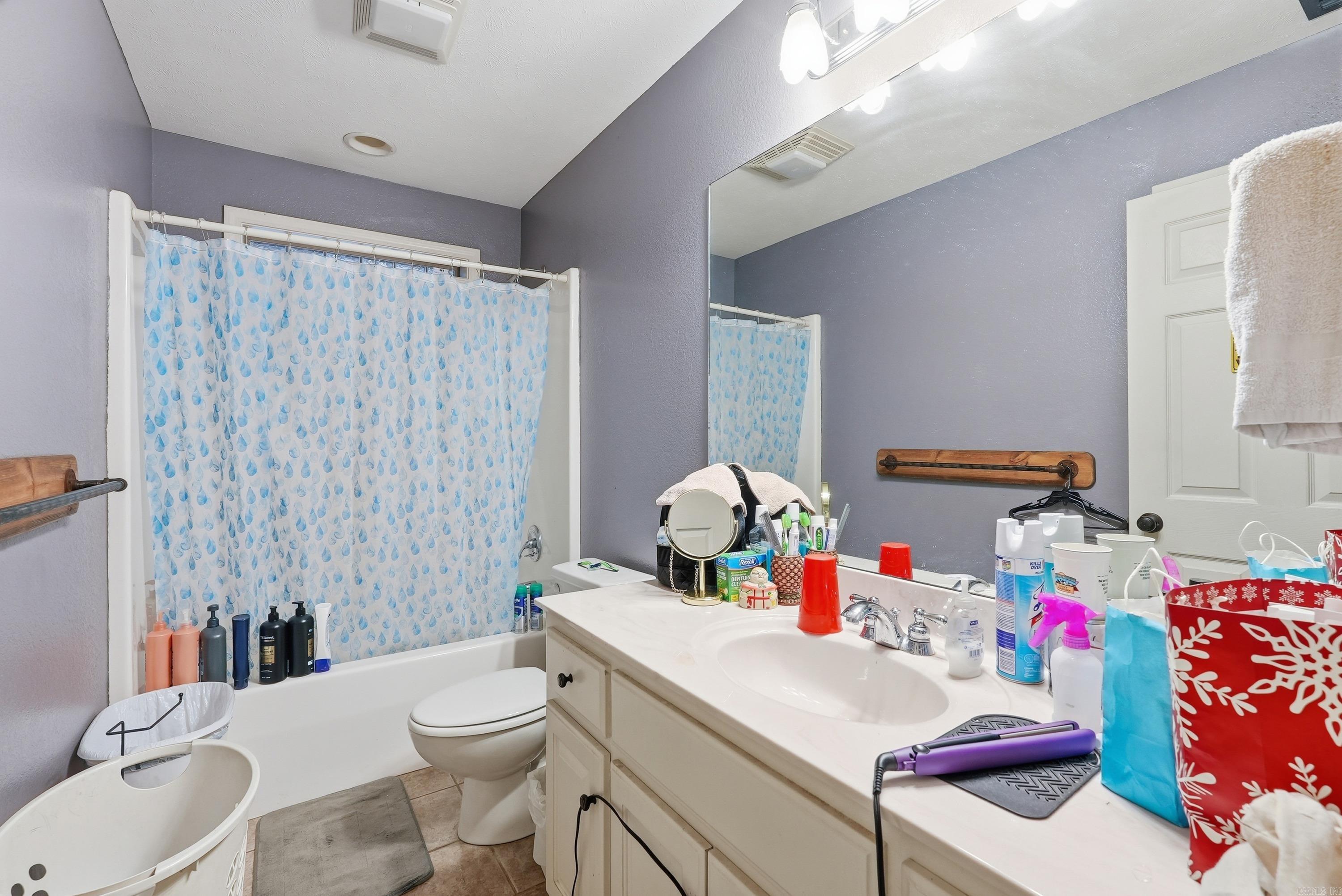 COLONY WEST ADDN - Residential