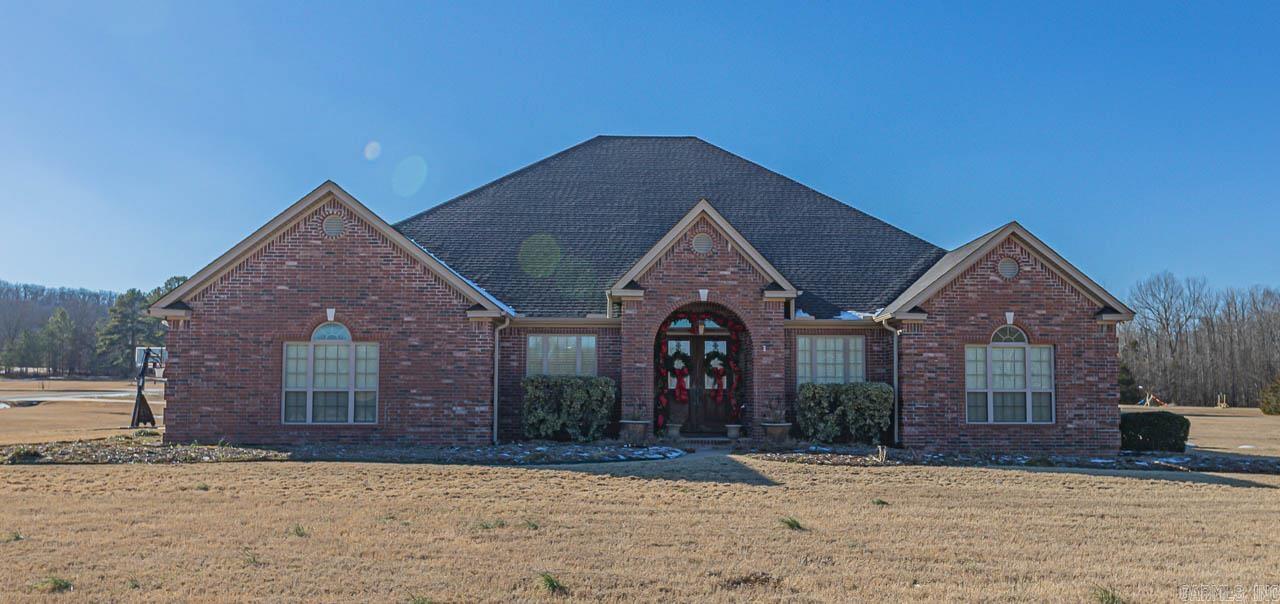 FABULOUS HOME ON 10.5 ACRES IN THE BRIDGEFIELD SUBDIVISION. CUSTOM BUILT FAMILY HOME. YOU'LL WALK INTO AN OPEN FLOOR PLAN/ GREAT ROOM W/ 12FT CELINGS, EXTENSIVE CROWN MOLDING, AND BUILT IN FIREPLACE. CUSTOM BUILT KITCHEN W/ XL ISLAND, ANTIQUED CABINETRY, MULTIPLE DISHWASHERS, DBL CONVECTION OVENS, ICE MAKER, MICROWAVE, 5 BURNER GAS STOVE, AND A DBL WALL FREEZER & REFRIGERATOR. MASTER SUITE OFFERS A SITTING AREA IN THE MASTER BEDROOM, MASTER BATH W/ XL JETTED TUB, SEPERATE SHOWER, AND A LARGE WALK-IN CLOSET. 5TH BEDROOM CAN BE USED AS A BONUS ROOM AS WELL. OUTSIDE YOU'LL ENJOY THE LARGE COVERED PATIO W/ HOT TUB OVERLOOKING THE PROPERTY. UDATES INCLUDE: ROOF 2020, NEW ICE MAKER, NEW DISHWASH, AND NEW CARPET THROUGHOUT. *** 4 CAR GARAGE W/ EXT. PARKING*** THIS BEAUTY IS A MUST SEE!!!!