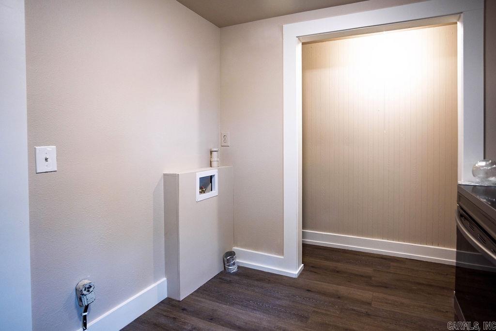 EAST END HGTS - Residential