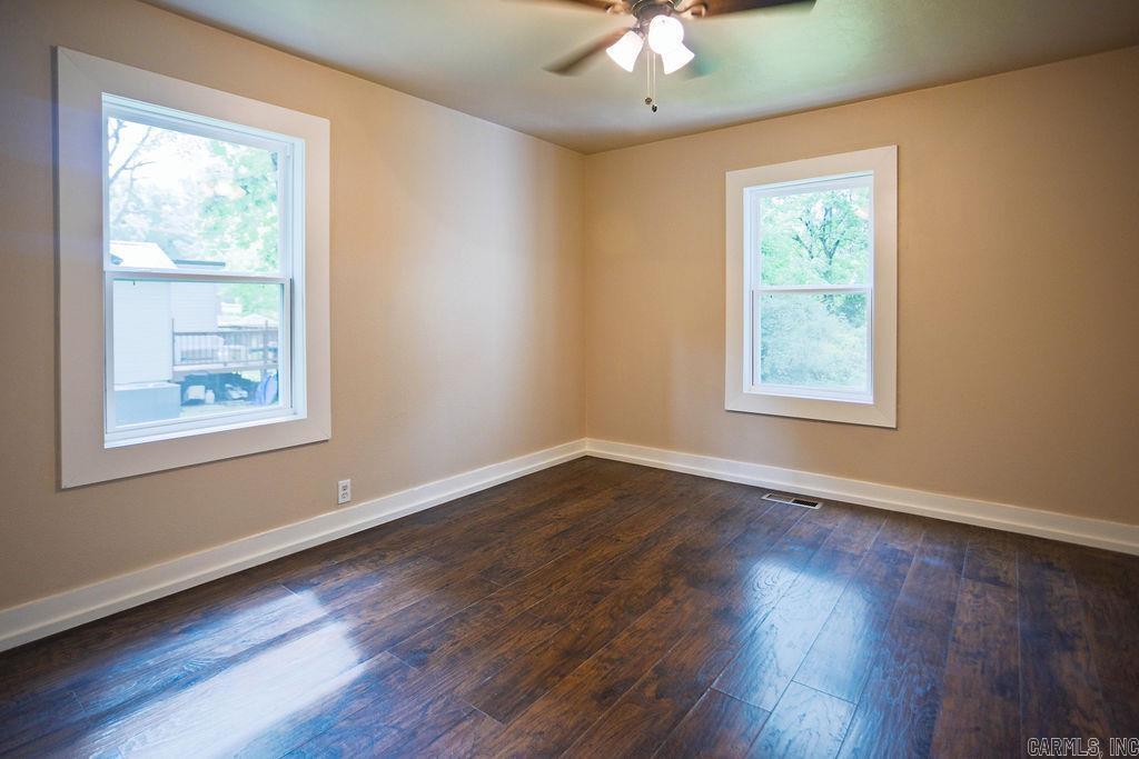 EAST END HGTS - Residential