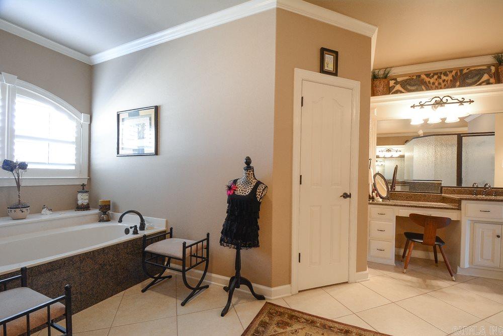 FOXWOOD J - Residential