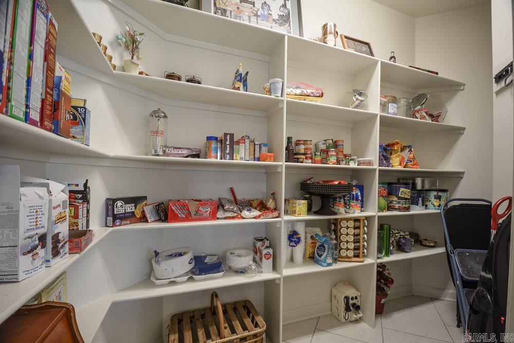 FOXWOOD J - Residential