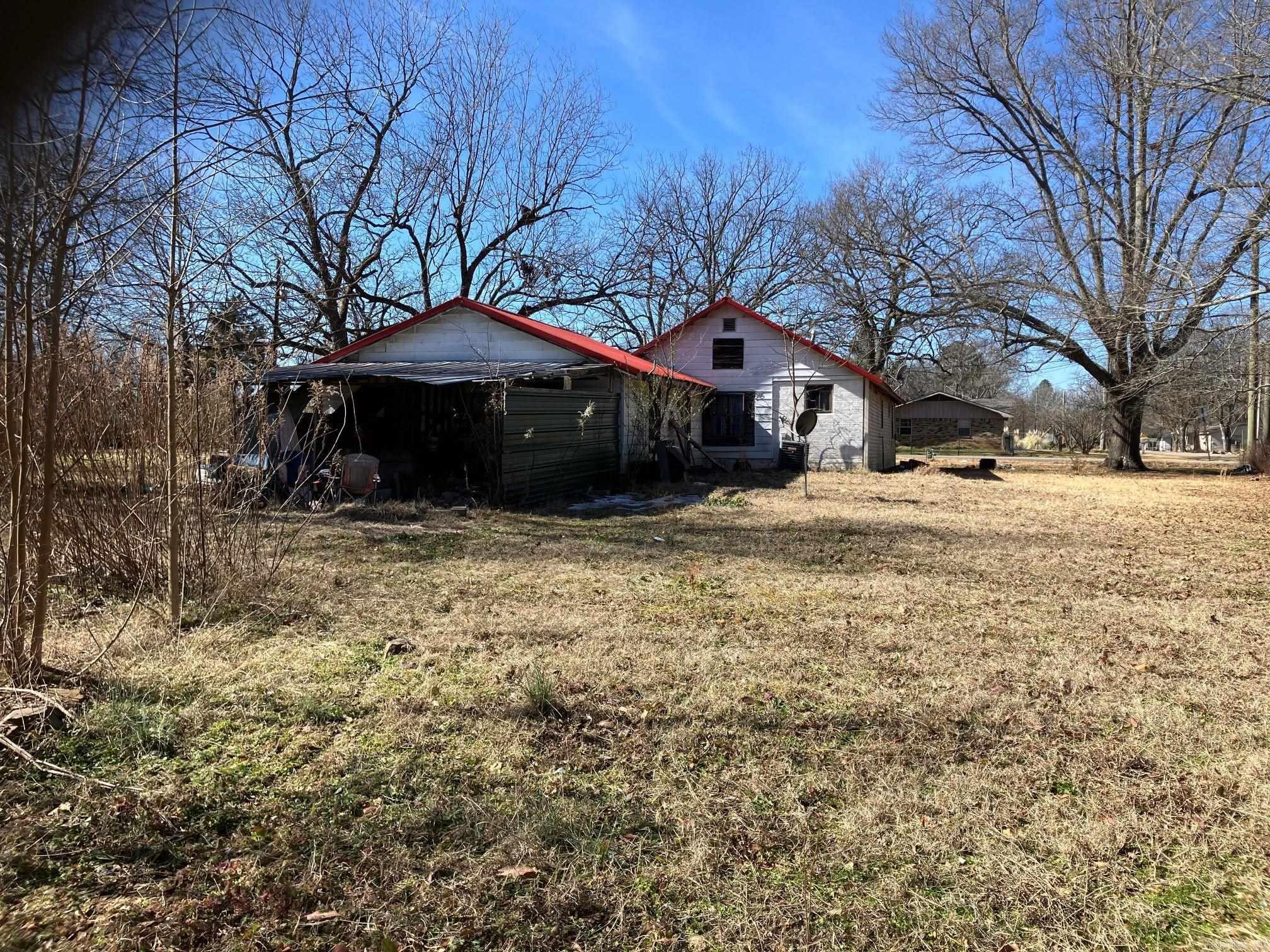 WALDRON CITY - Residential