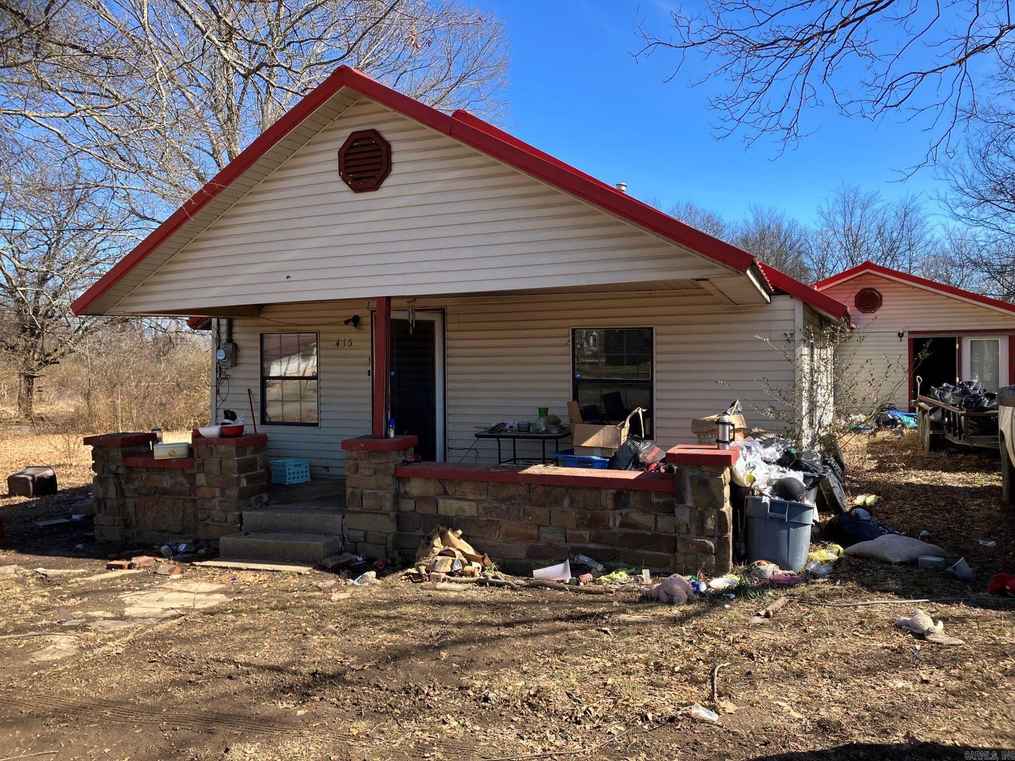 WALDRON CITY - Residential