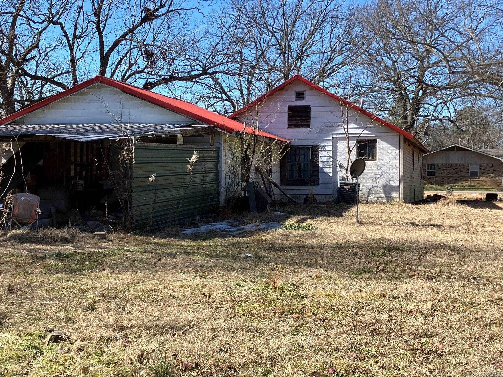 WALDRON CITY - Residential