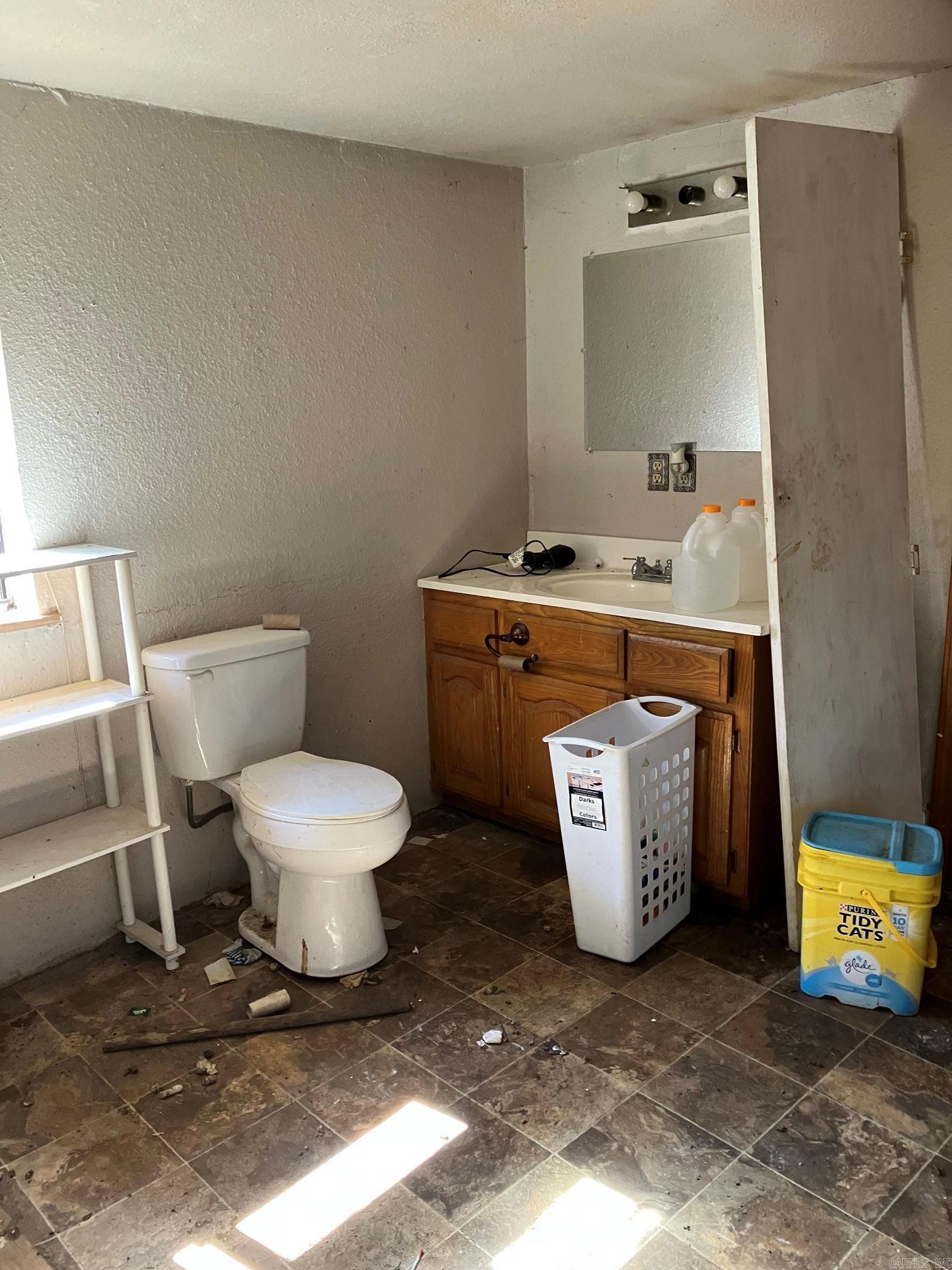 WALDRON CITY - Residential