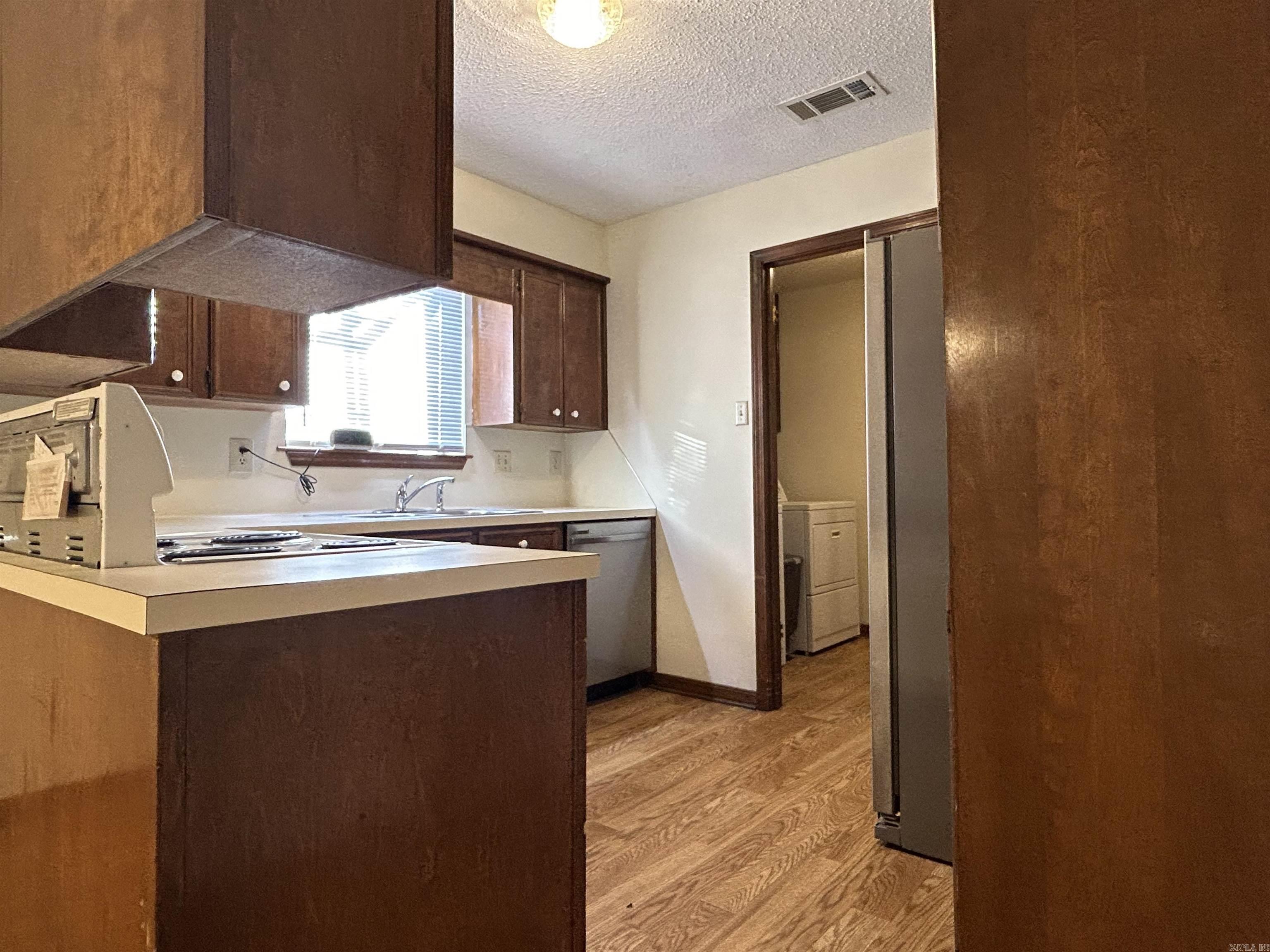 HIGHLAND HILLS - Residential