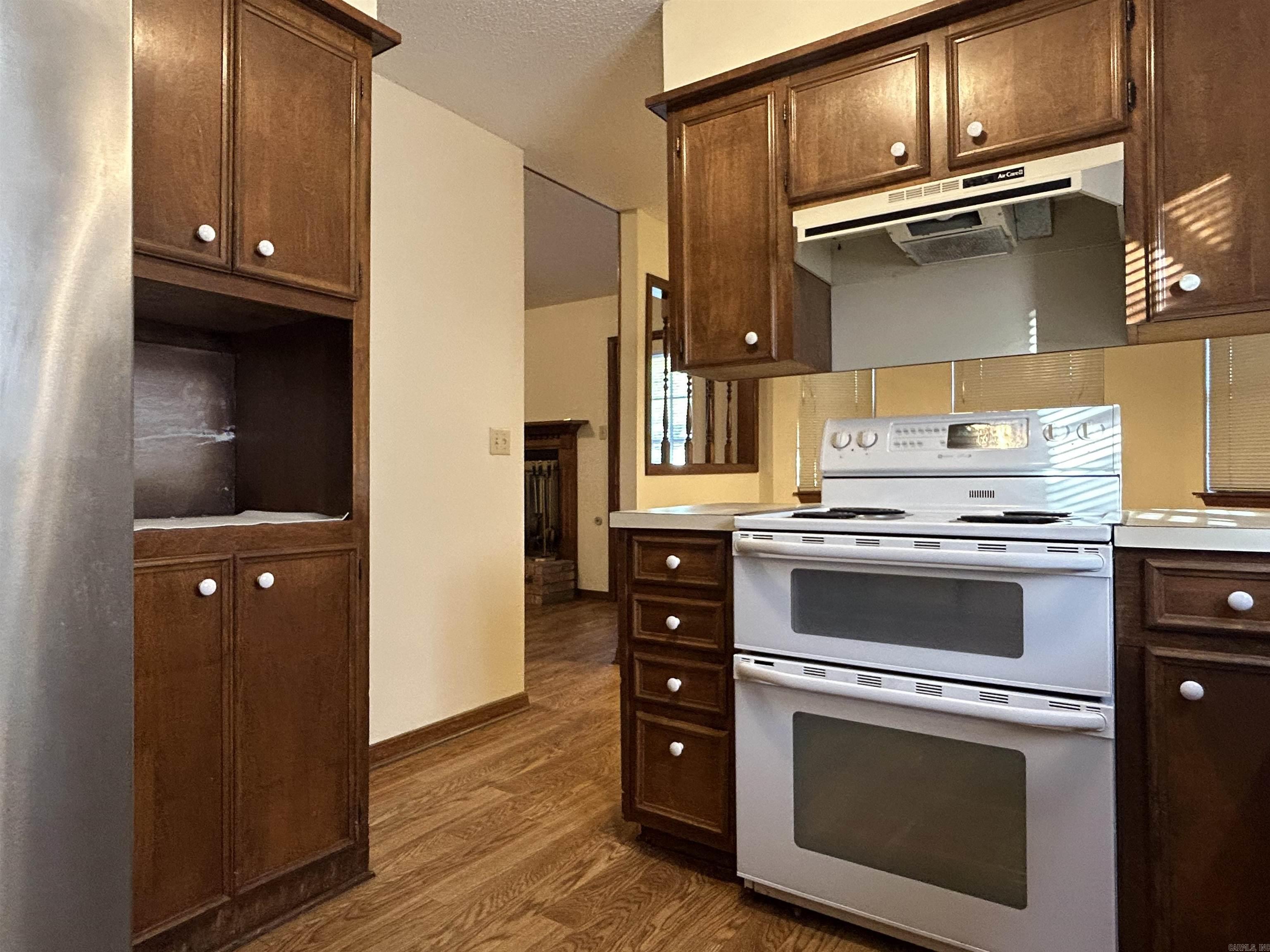 HIGHLAND HILLS - Residential