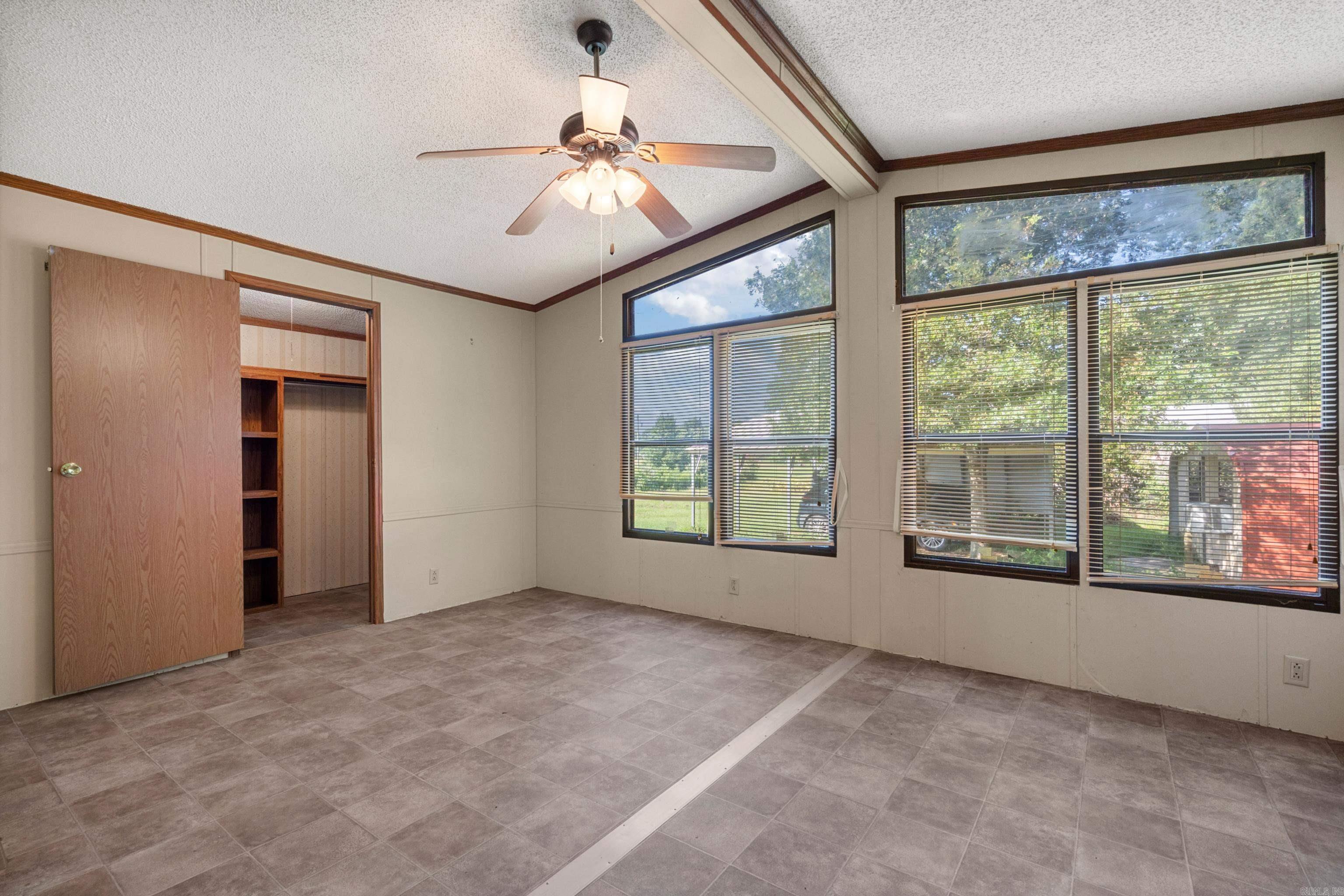 Huddleston Acres - Residential