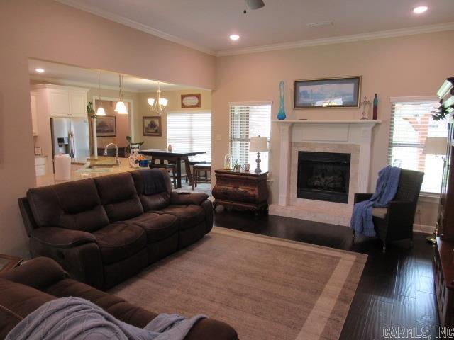 SALEM WOODS - Residential