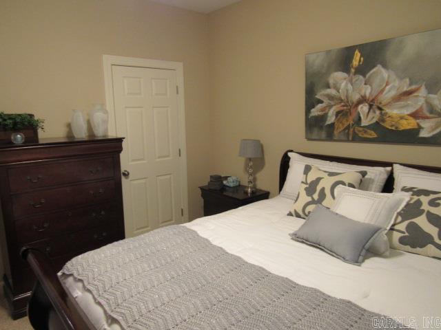 SALEM WOODS - Residential
