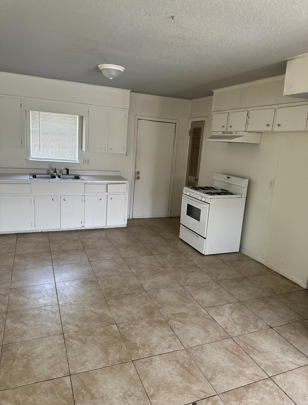 Jacksonville - Commercial Sale