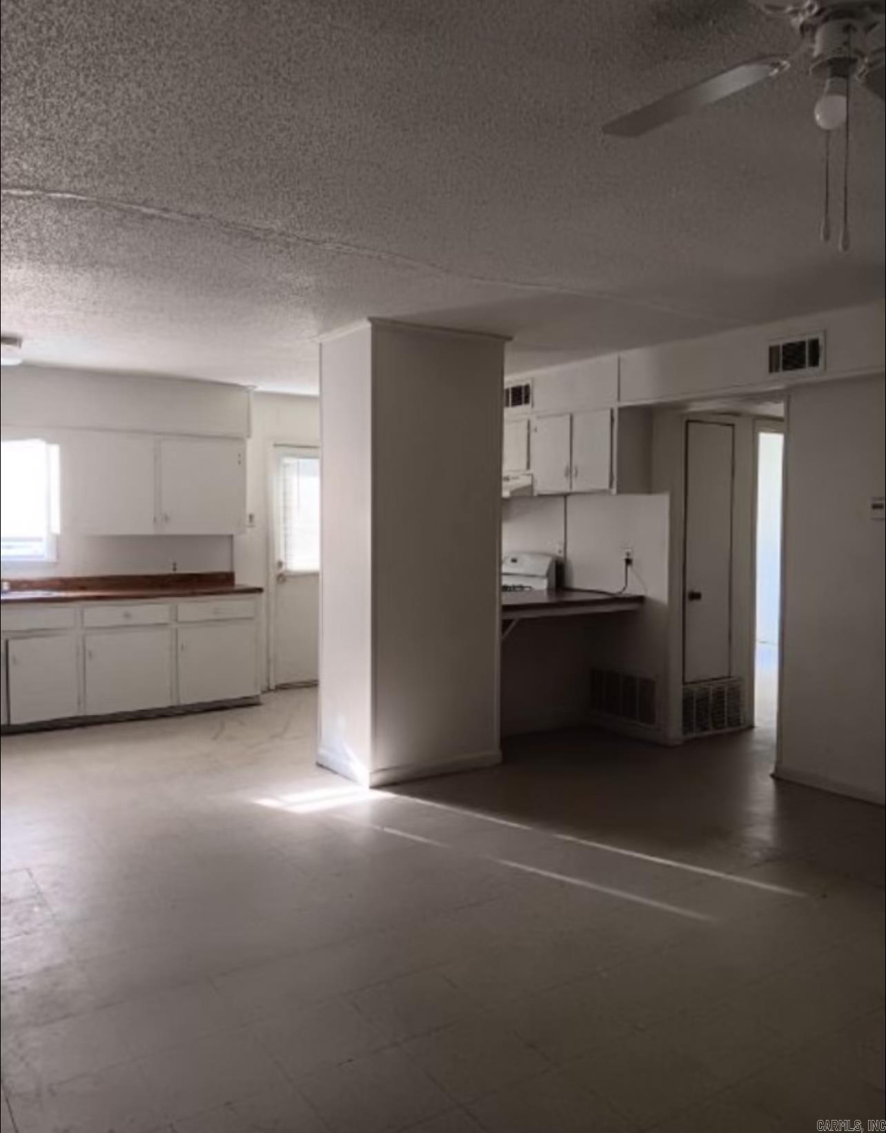 Jacksonville - Commercial Sale