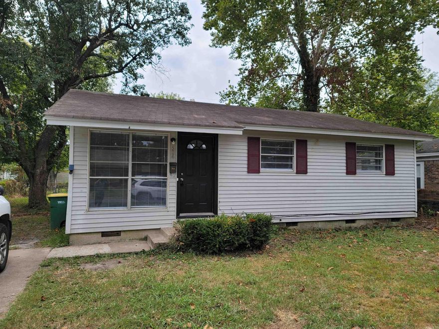Available for rent: updated 3 bedroom 2 bath home. Washer/dryer hook ups. Pets ok with nonrefundable fee. Lease terms $900 deposit, $40 application fee. Apply online at c21prjxrentals.com