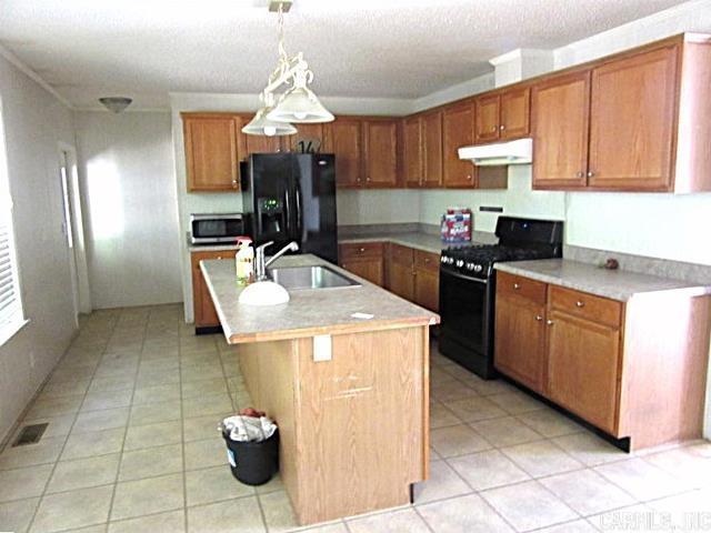 HICKORY HILLS - Residential