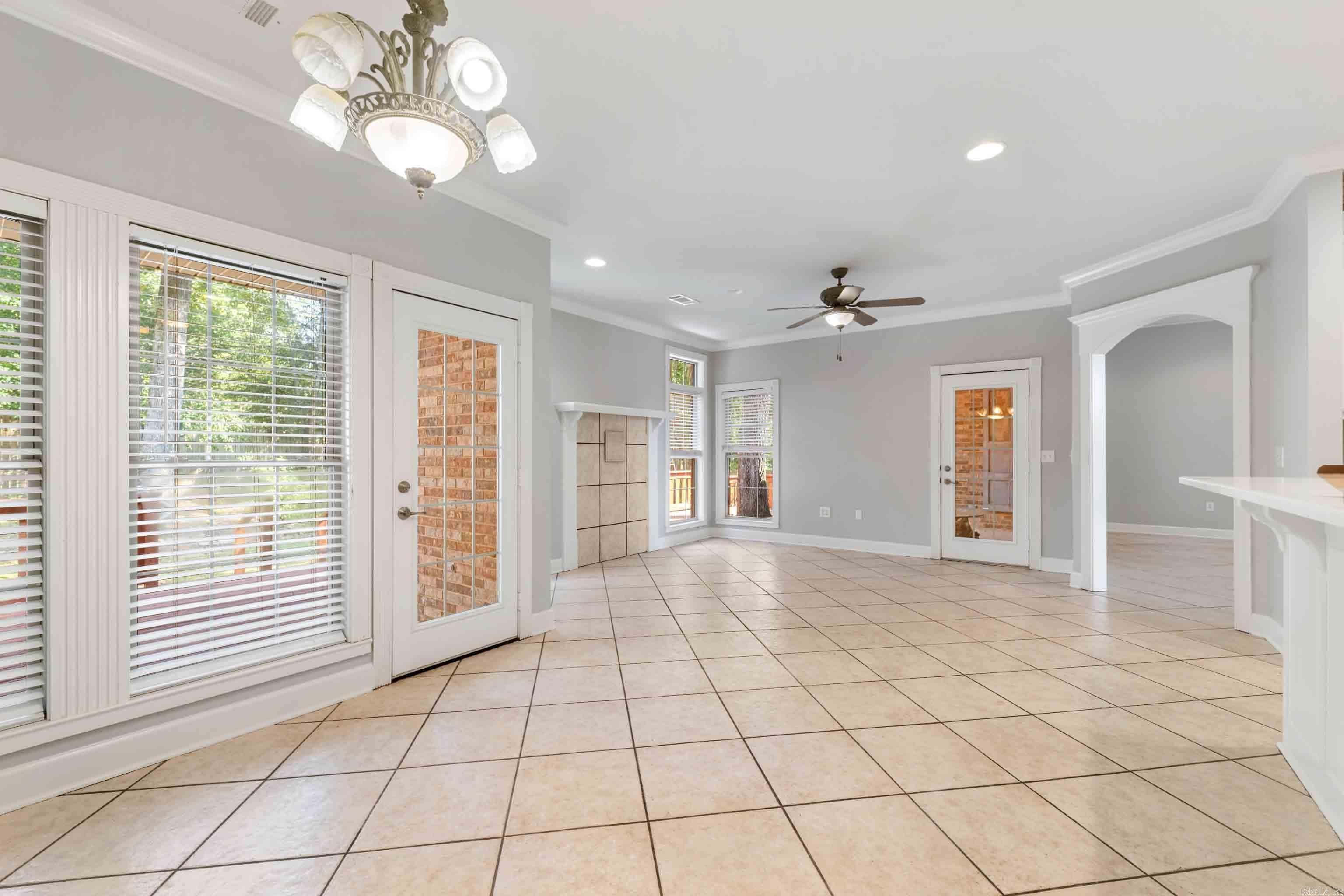 HURRICANE LAKE EST - Residential