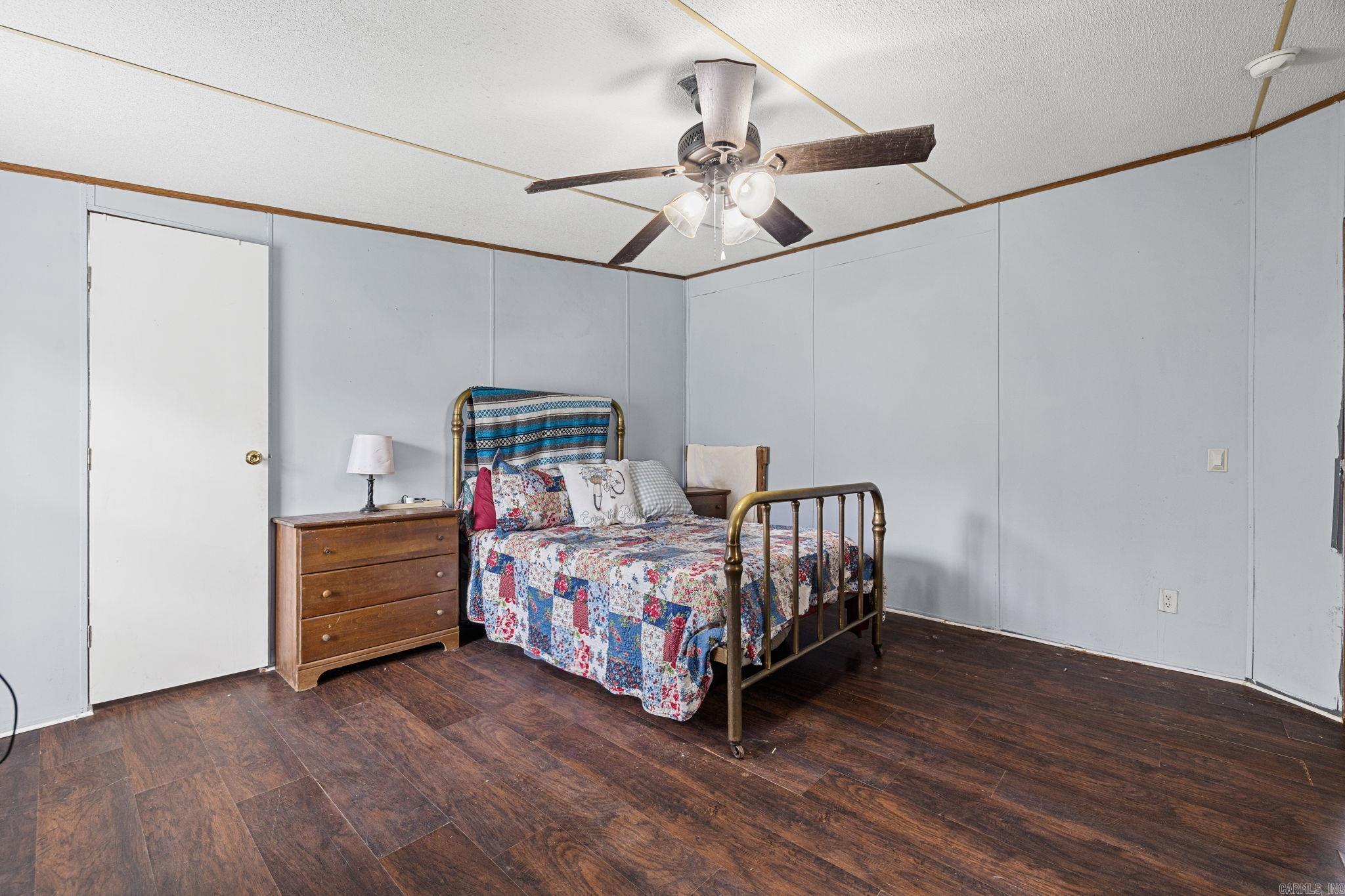 BAYOU METO PLACE - Residential