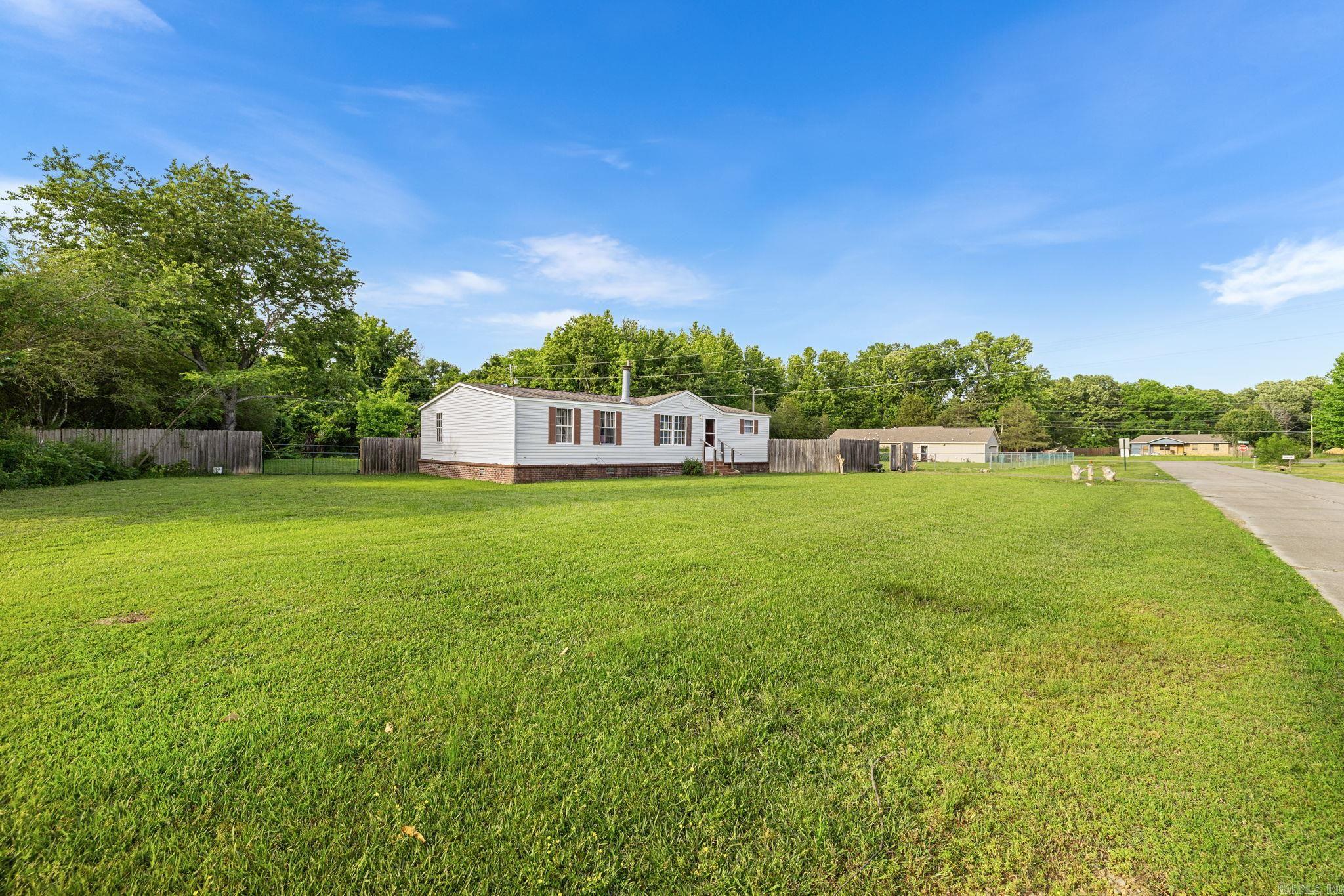 BAYOU METO PLACE - Residential