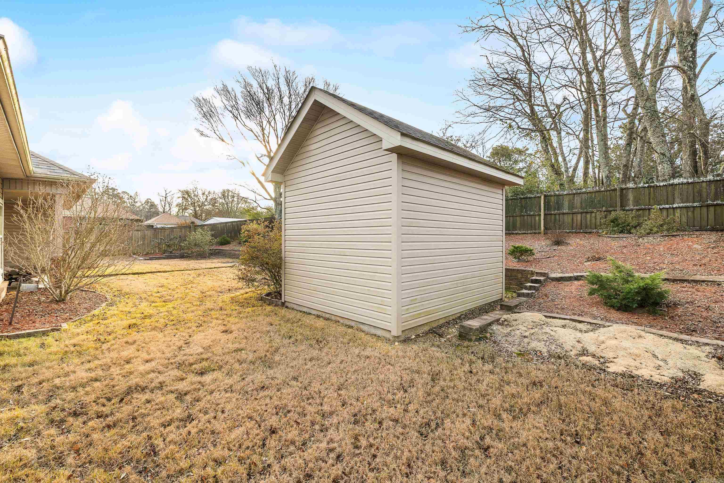 COLDWATER CREEK - Residential