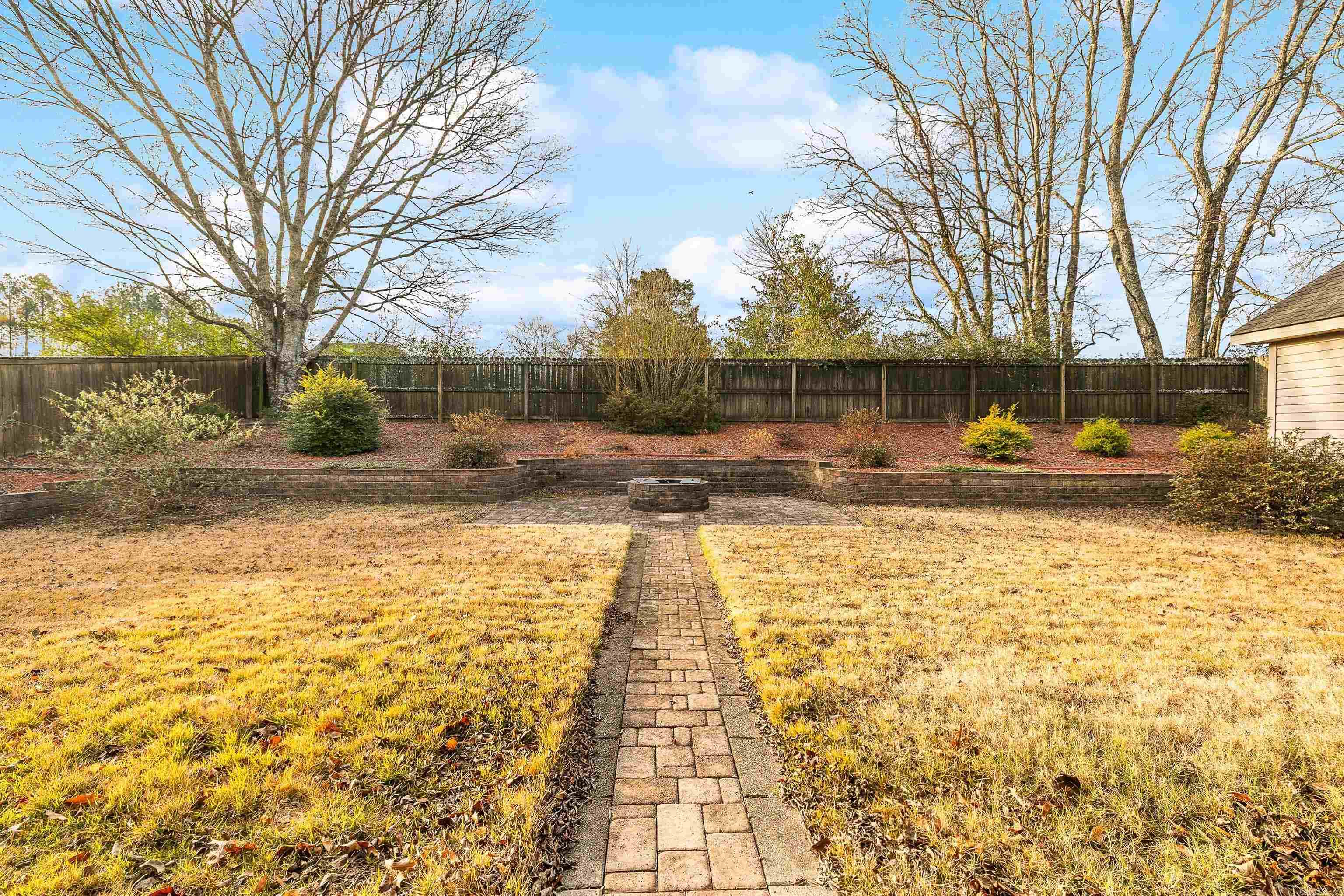 COLDWATER CREEK - Residential