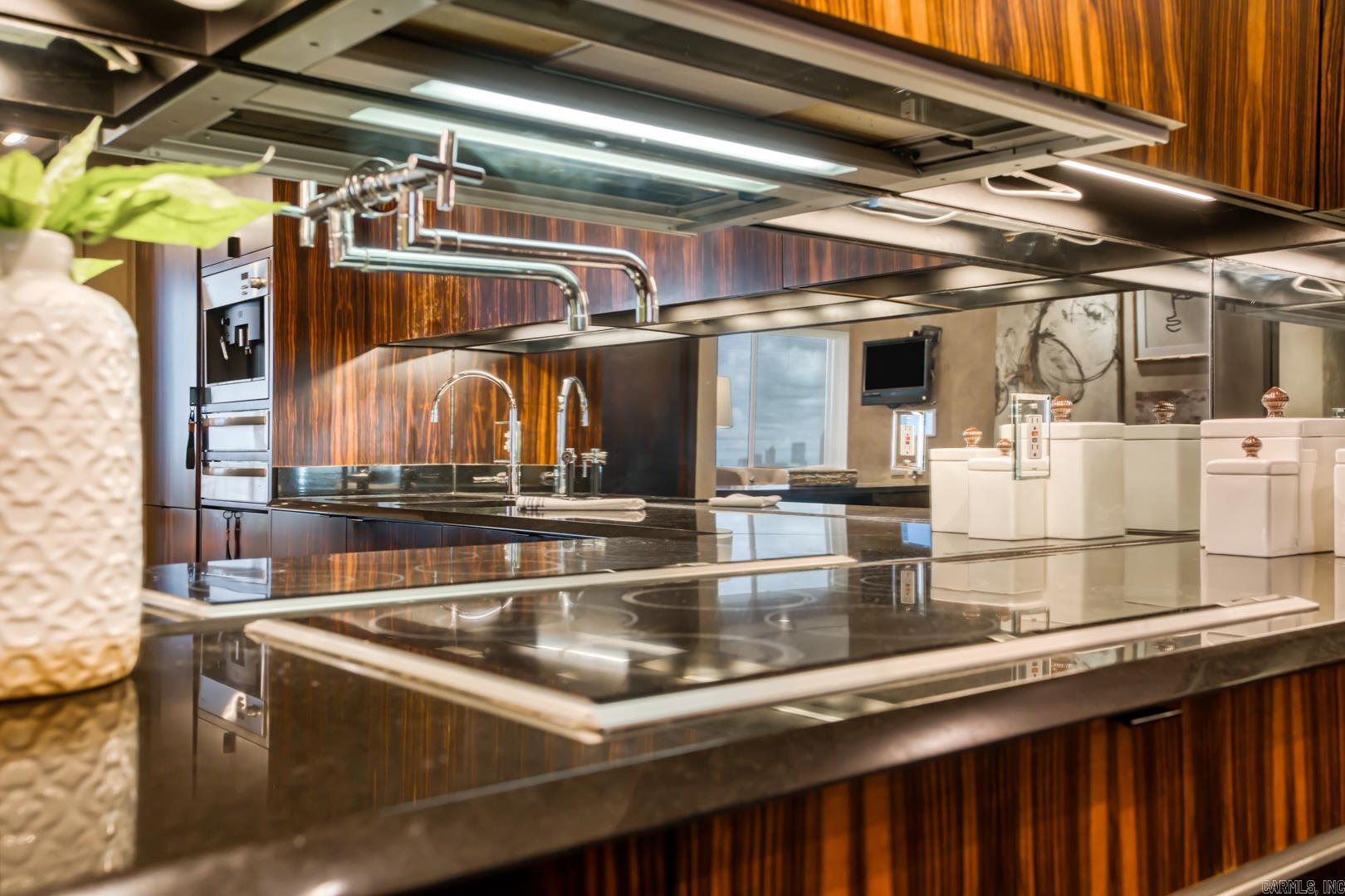 TREETOPS HPR - Residential