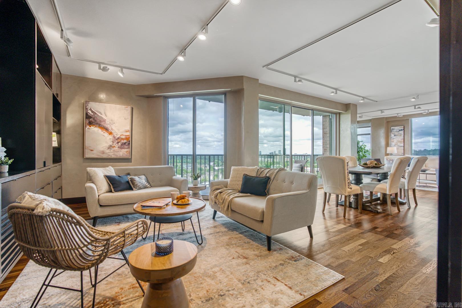 TREETOPS HPR - Residential