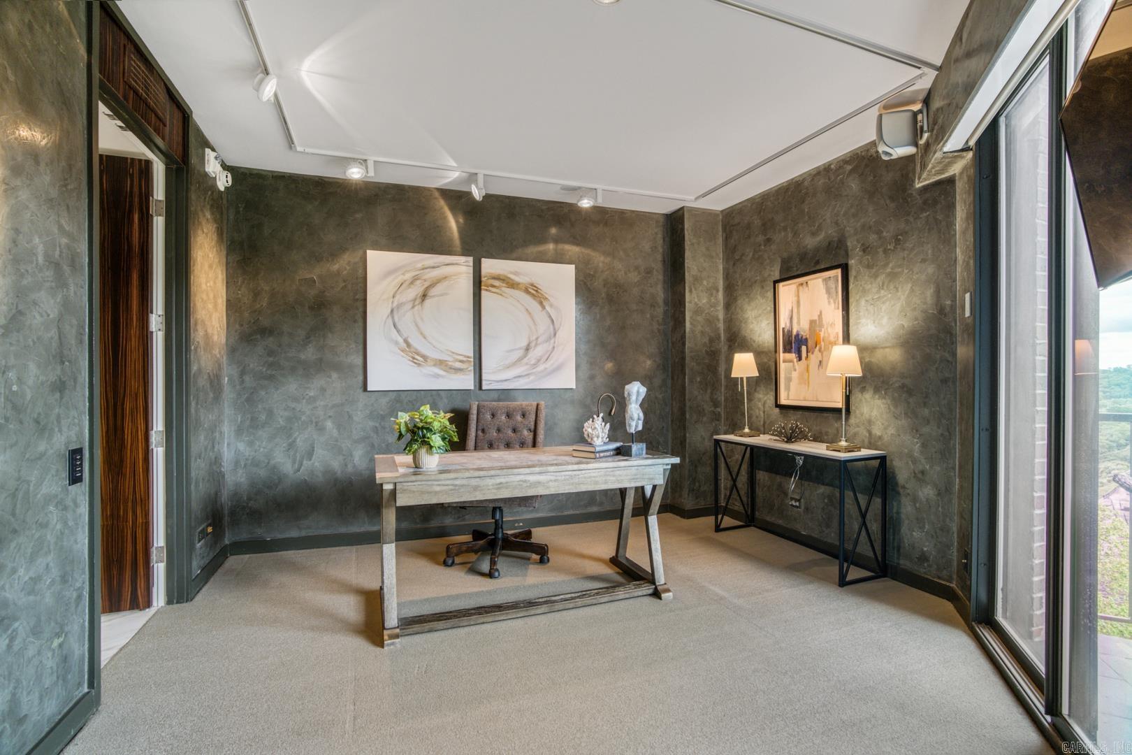 TREETOPS HPR - Residential