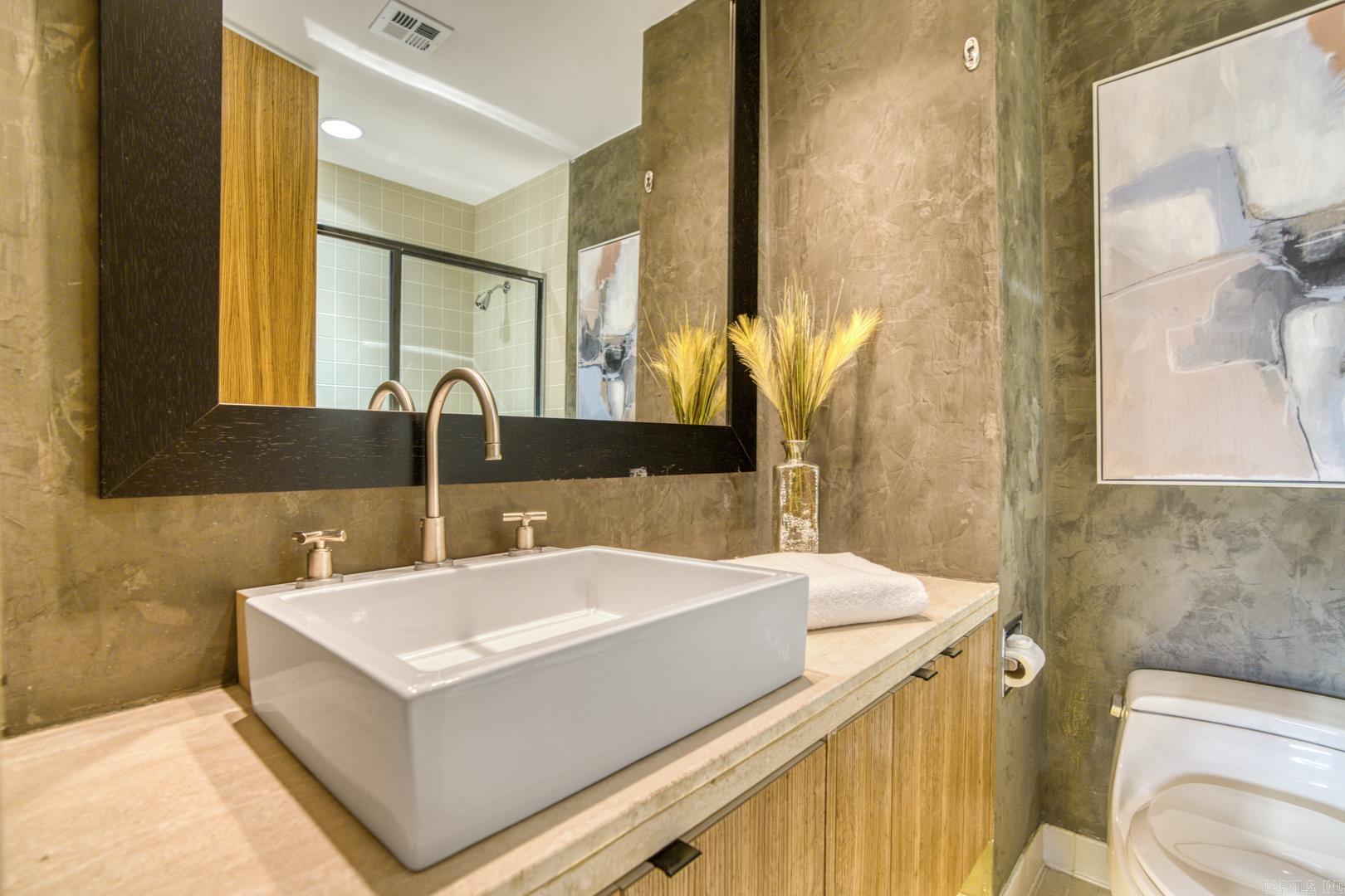 TREETOPS HPR - Residential