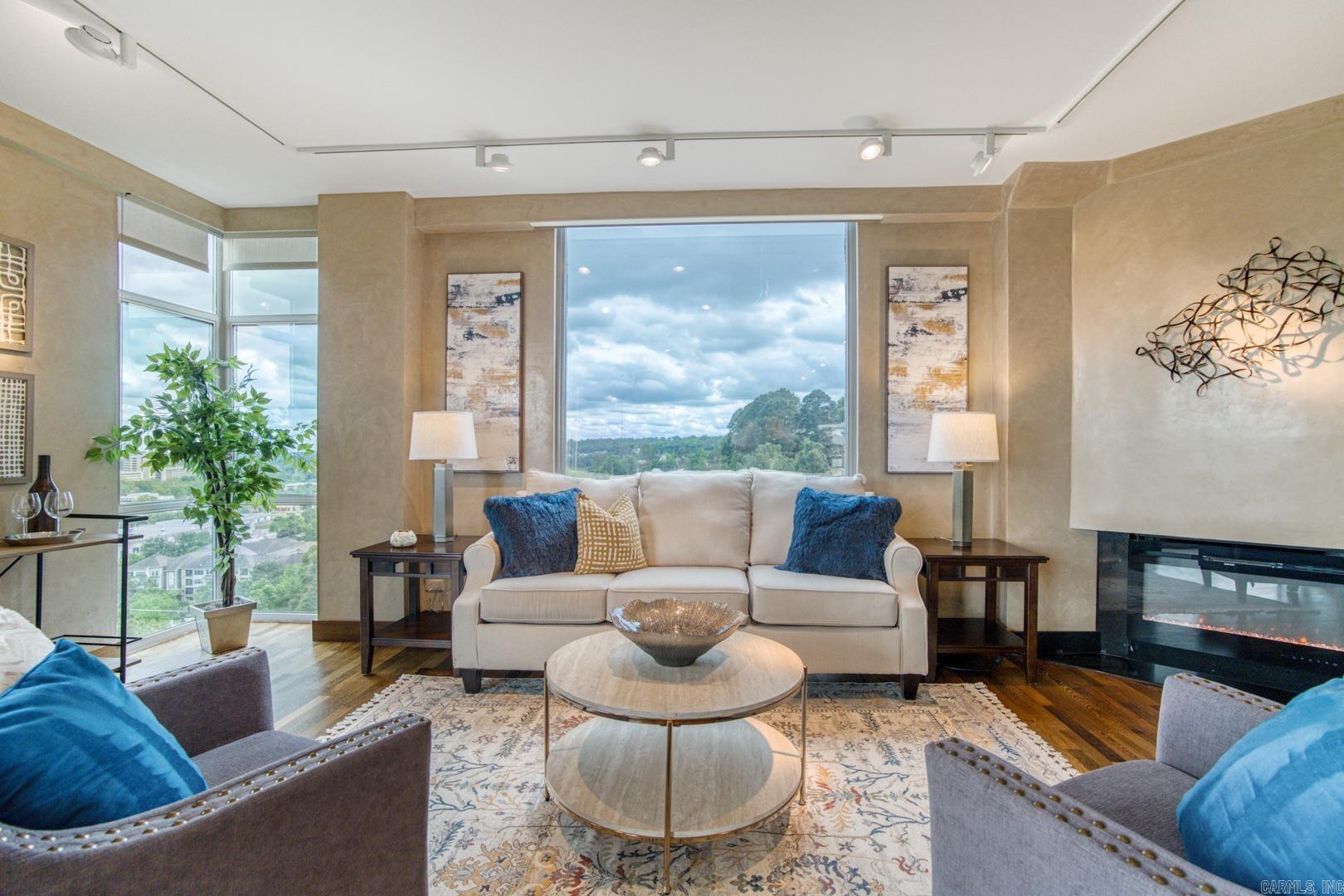 TREETOPS HPR - Residential