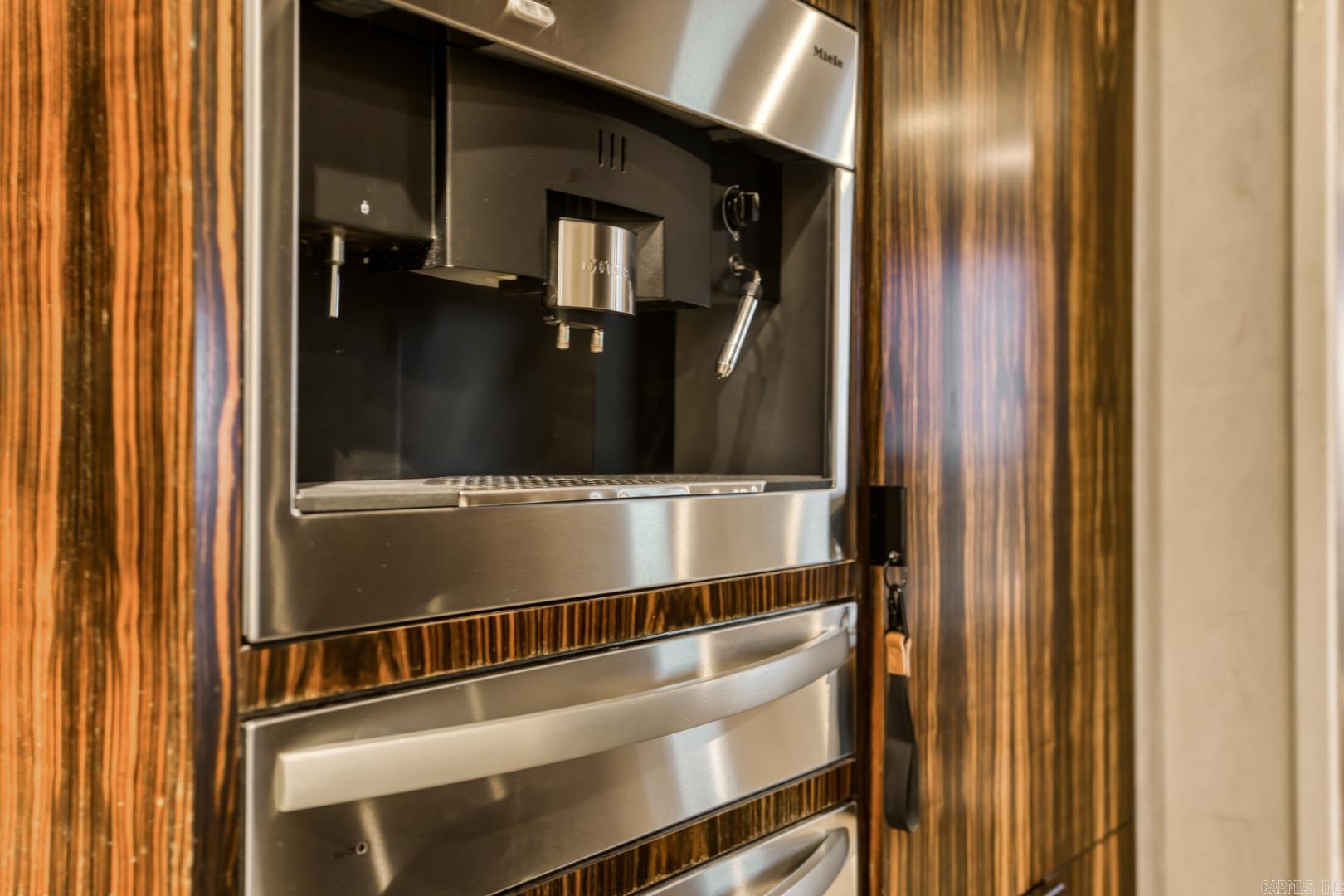 TREETOPS HPR - Residential